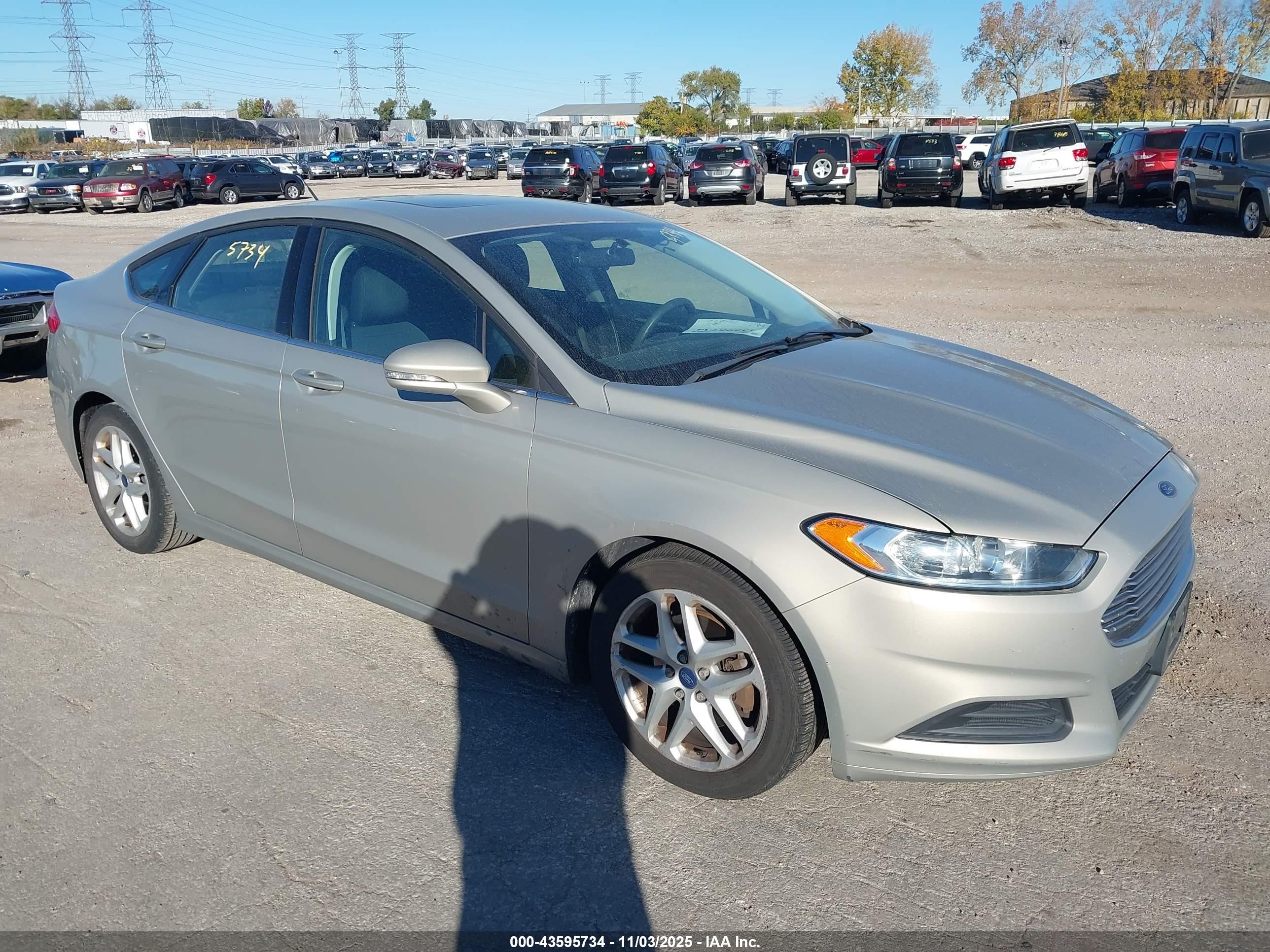 2015 Ford Fusion SE, VIN 3FA6P0HDXFR124787 — Normal wear