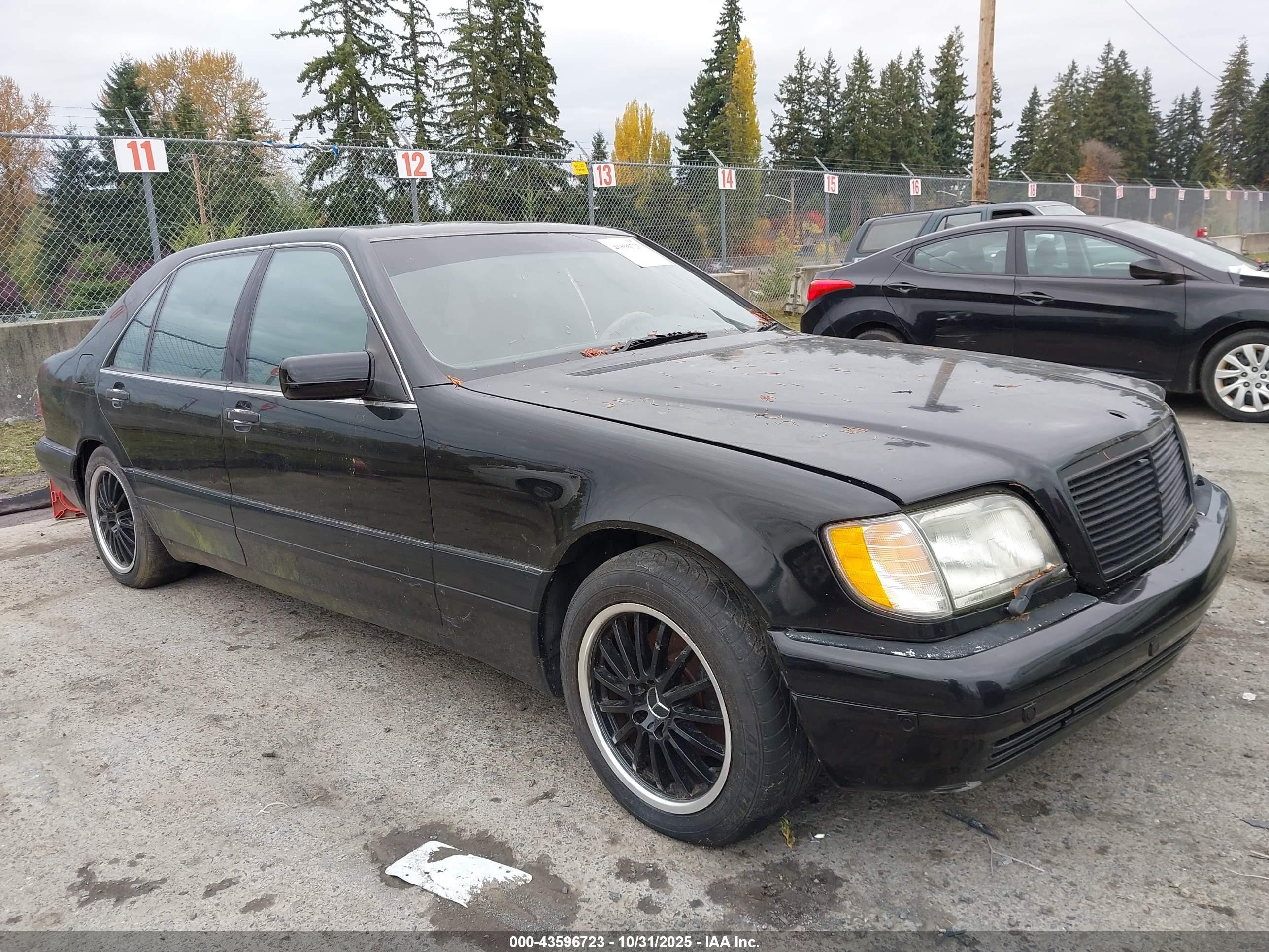 1998 Mercedes-Benz S 320/430/500, VIN WDBGA51G0WA386750 — Biohazard / chemical