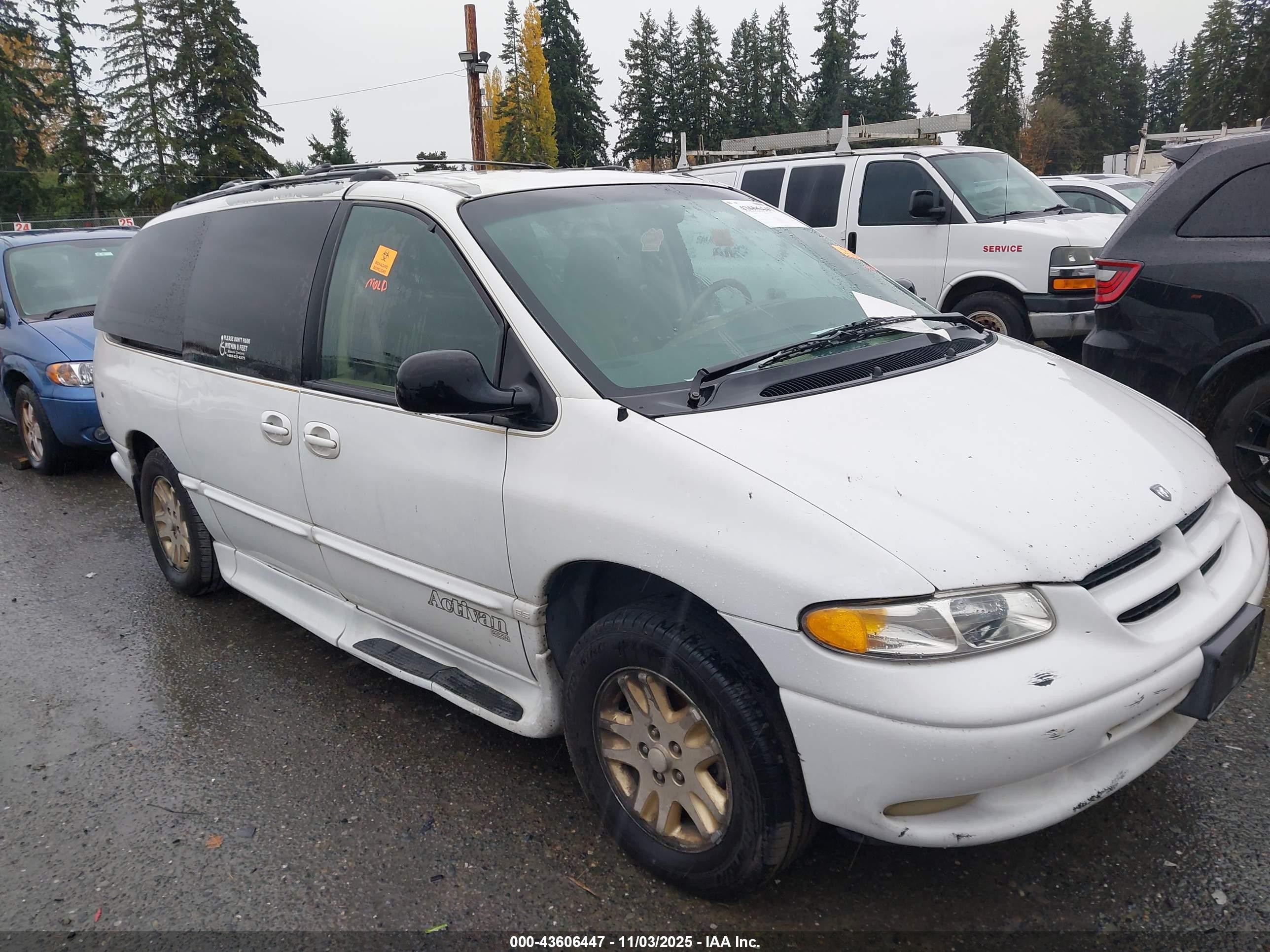 1996 Dodge Caravan LE, VIN 1B4GP54L4TB393941 — Biohazard / chemical