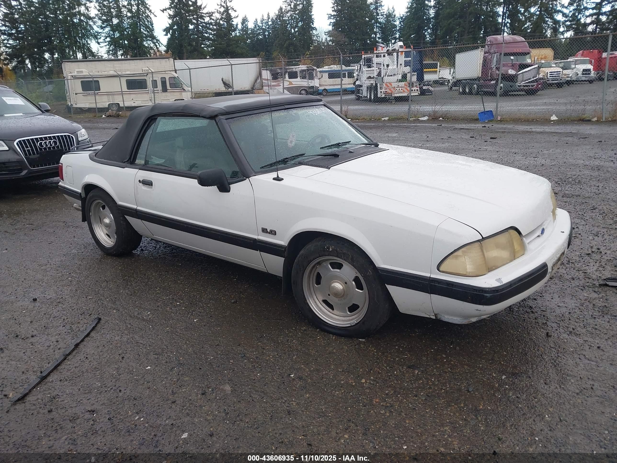 1991 Ford Mustang LX Sport, VIN 1FACP44E9MF130454 — Front end
