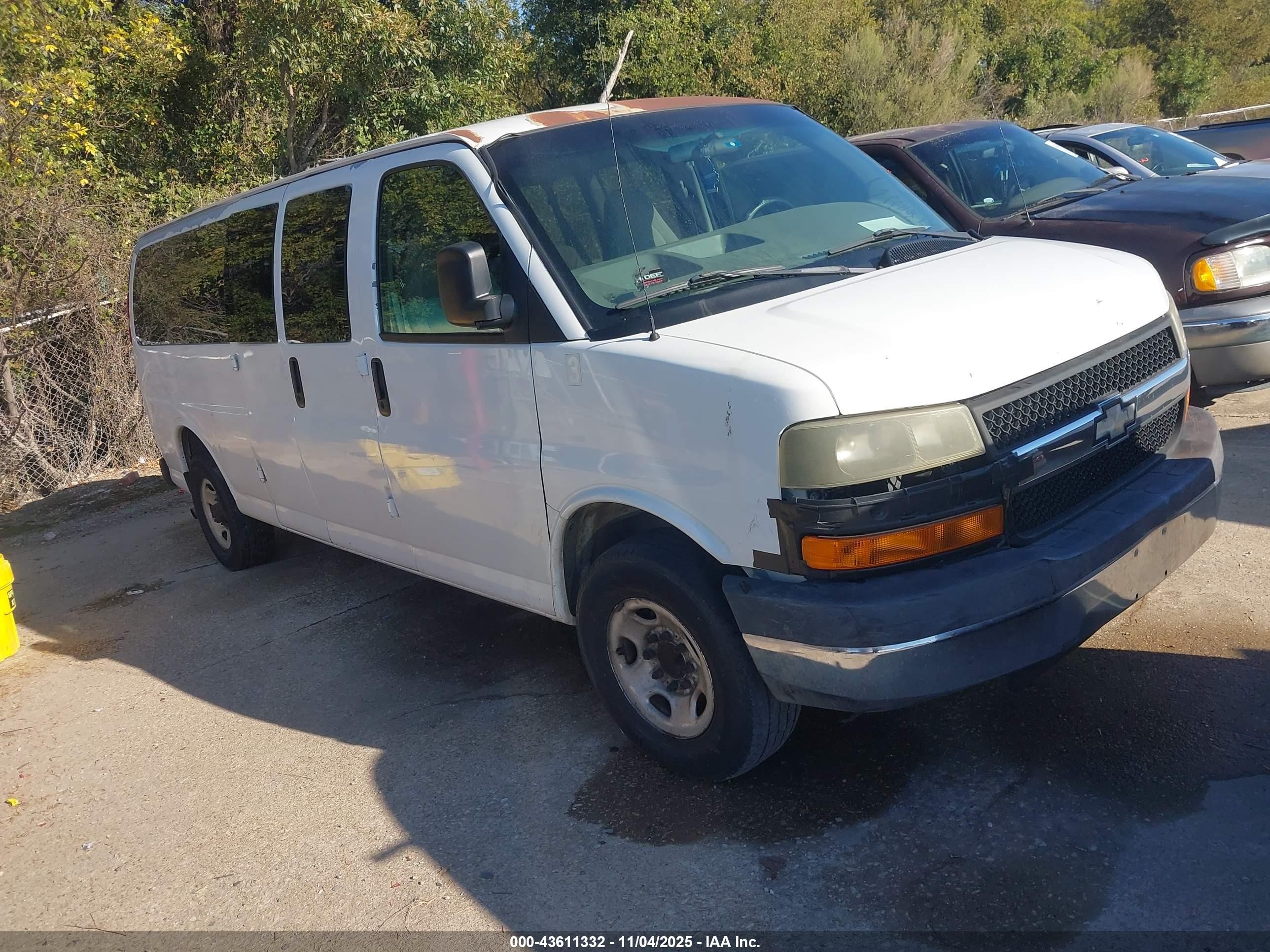 2004 Chevrolet Express Passenger, VIN 1GAHG39U141159110 — Mechanical