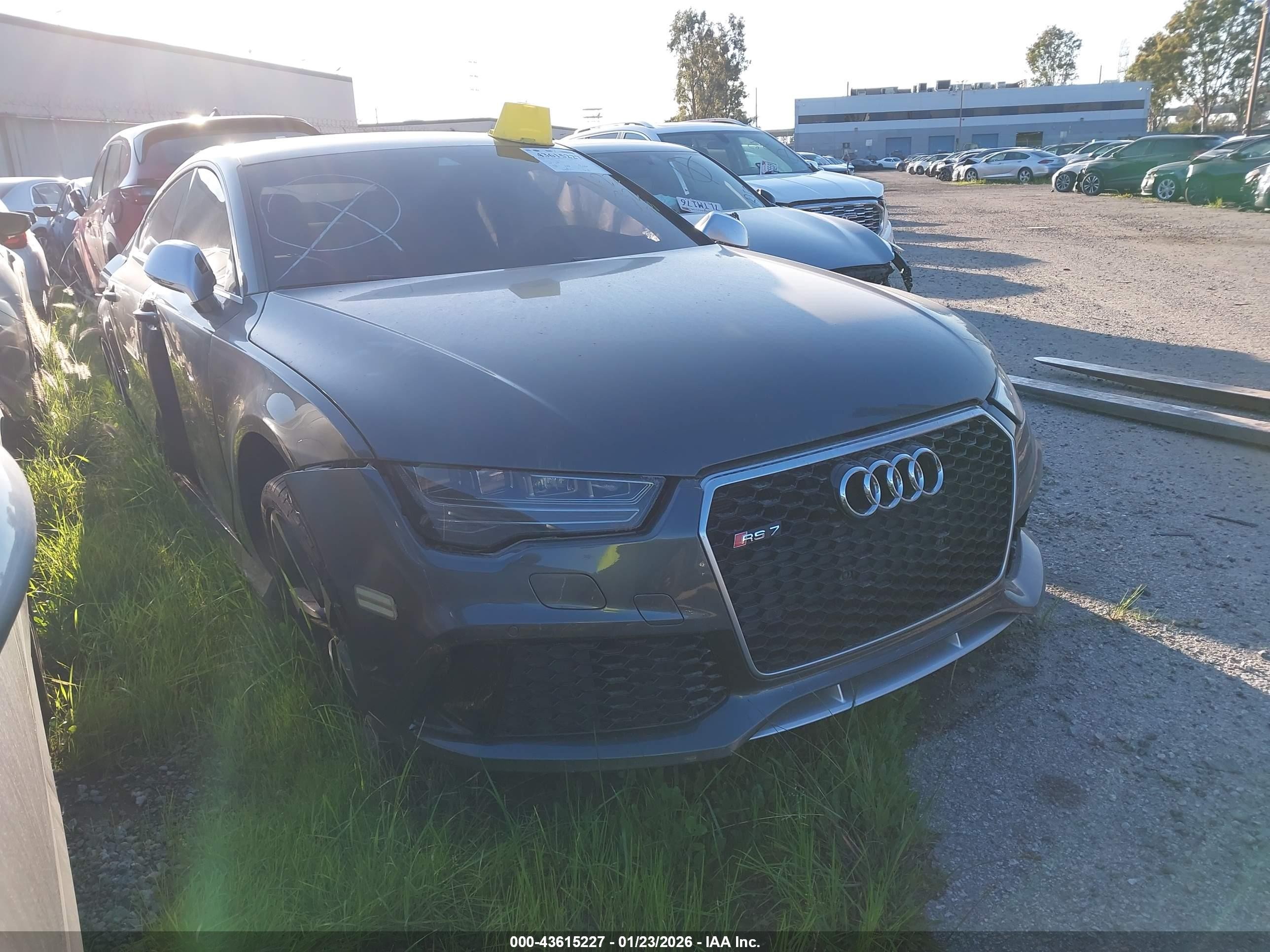 2016 Audi RS 7 Prestige, VIN WUAW2BFC7GN901187 — Side