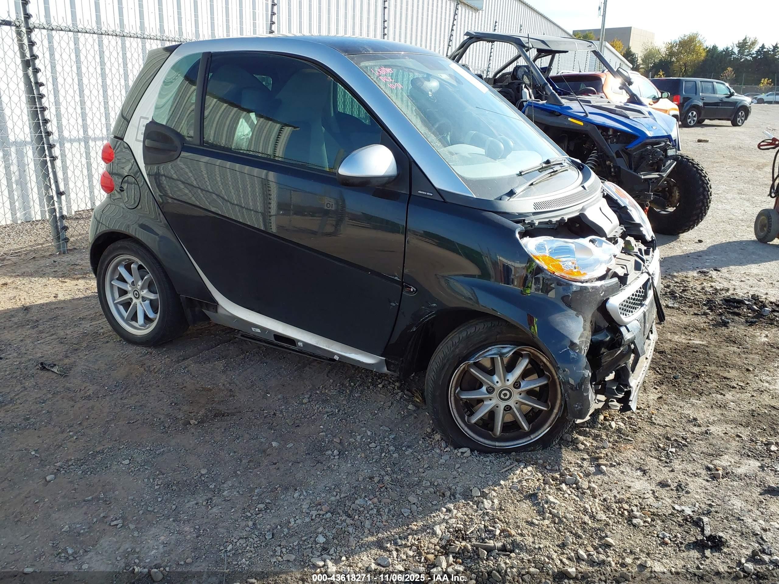 2014 Smart fortwo Passion, VIN WMEEJ9AA5EK786504 — Electrical
