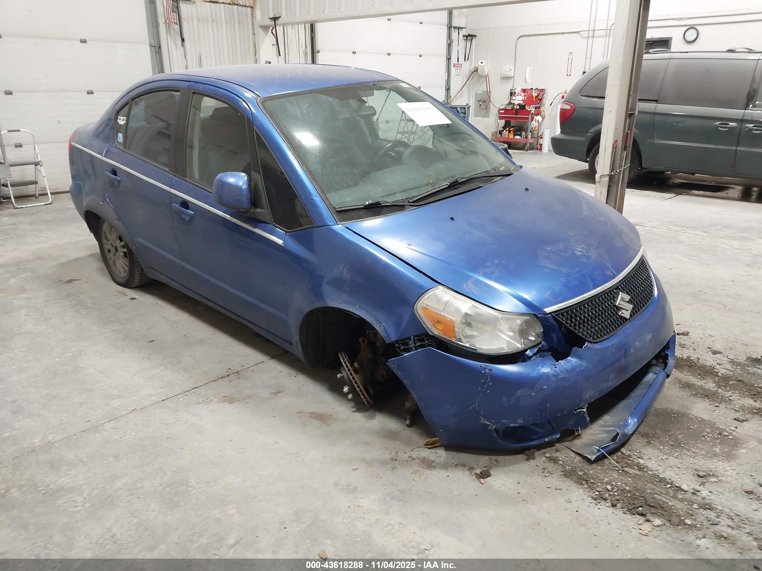 2013 Suzuki SX4 LE, VIN JS2YC5A33D6102496 — Front end