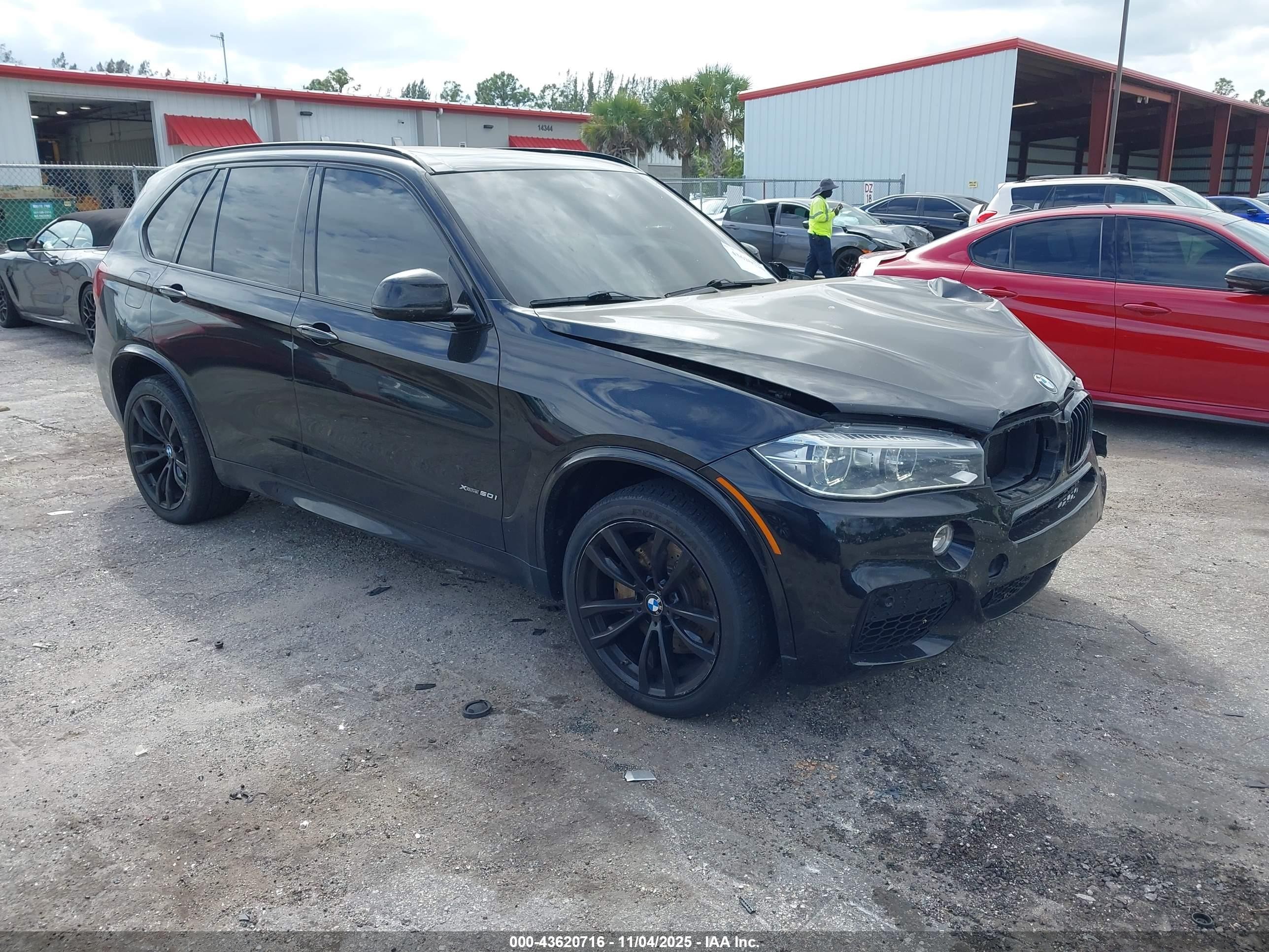 2018 BMW X5 xDrive50i, VIN 5UXKR6C57J0U15034 — Front end