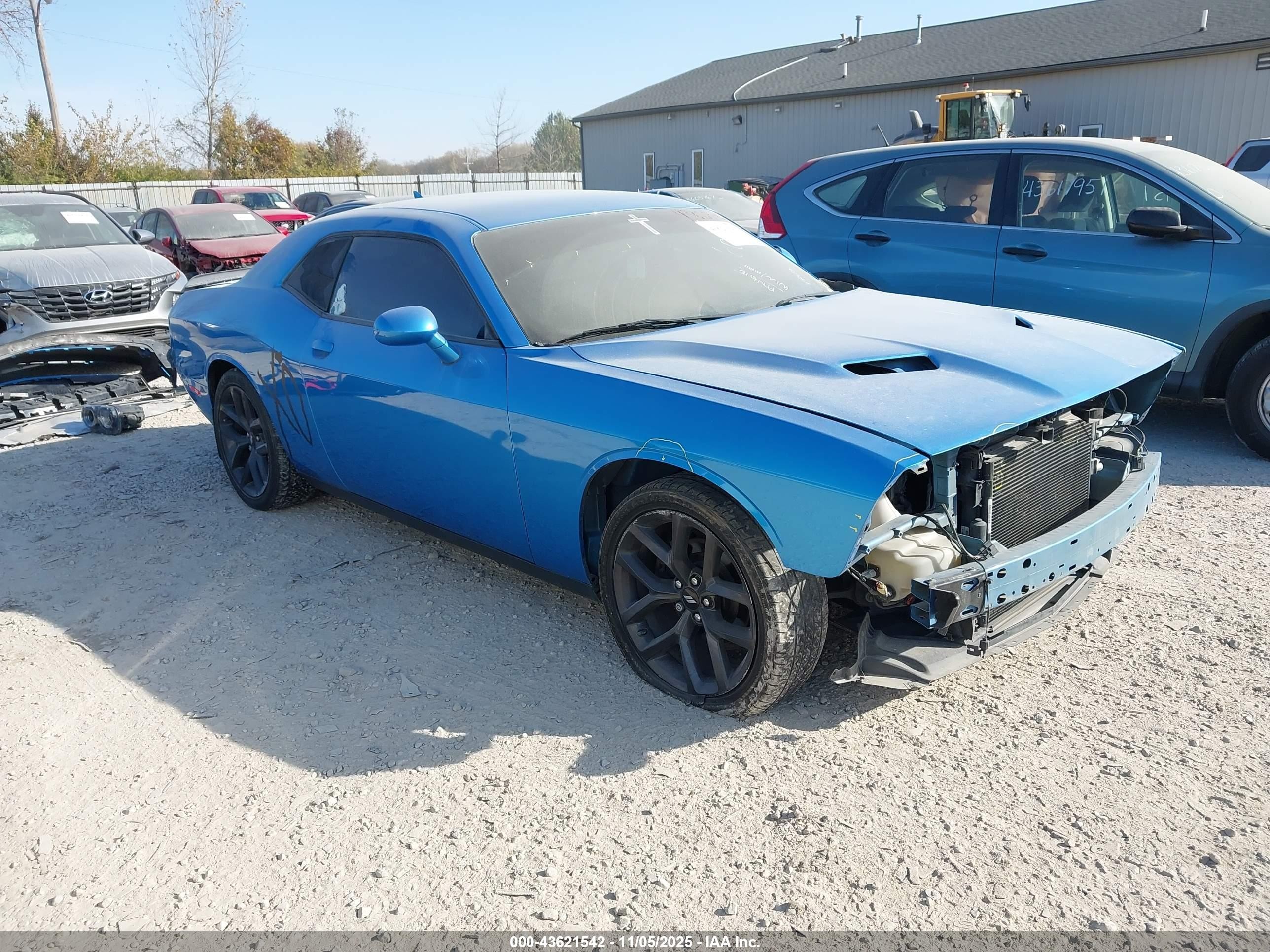 2019 Dodge Challenger SXT, VIN 2C3CDZAG6KH596090 — Front end