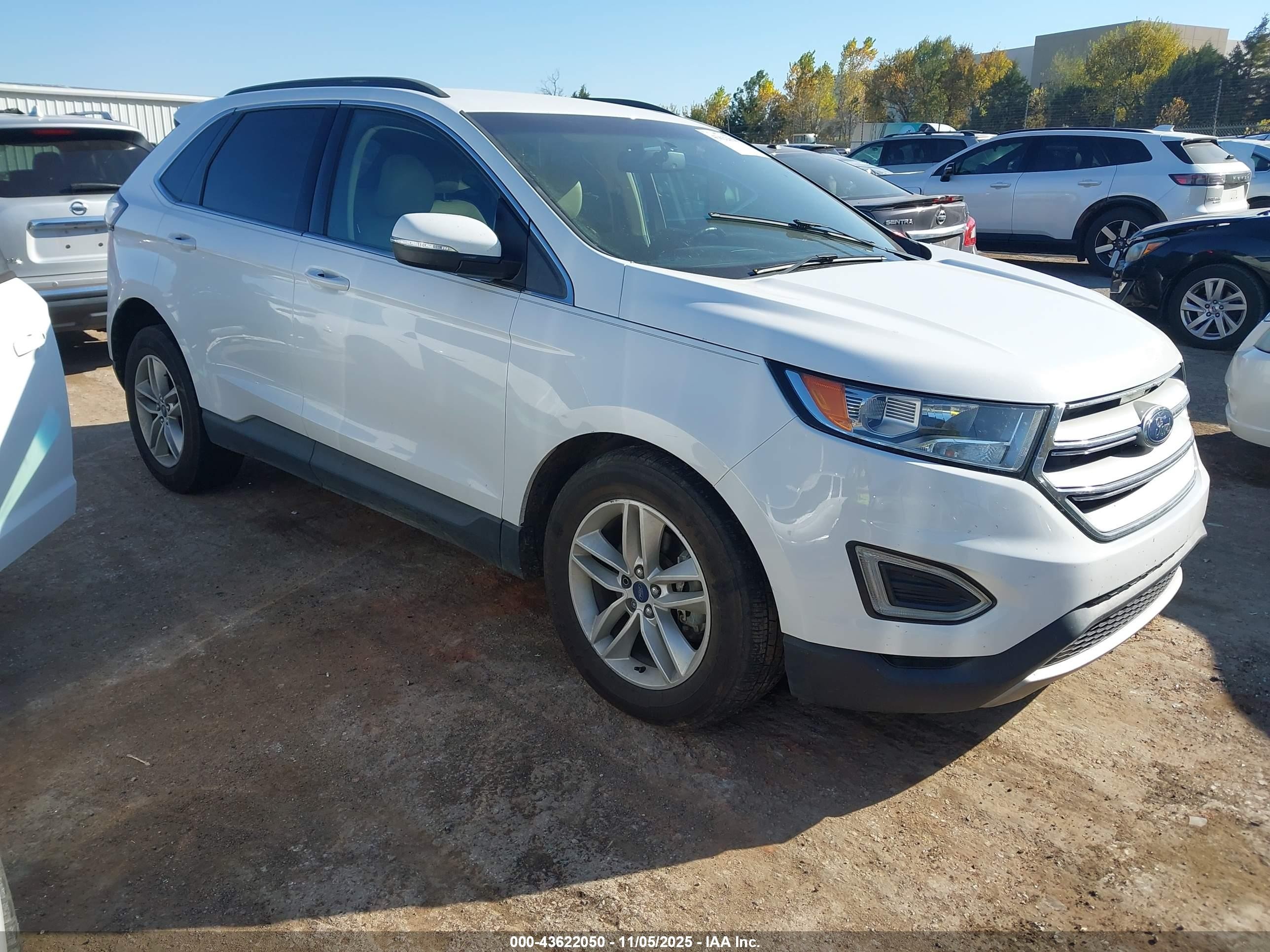 2017 Ford Edge SEL, VIN 2FMPK3J93HBC44030 — Front end