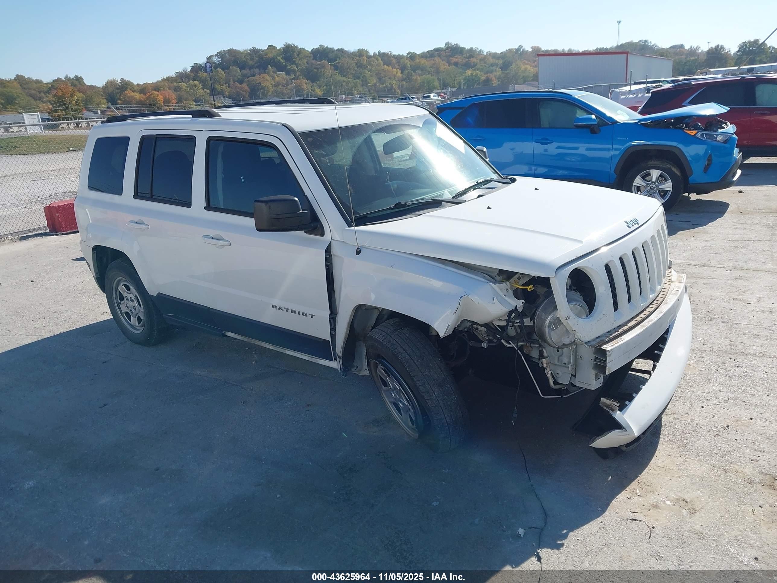 2016 Jeep Patriot Sport SE, VIN 1C4NJPBA8GD670416 — Front end