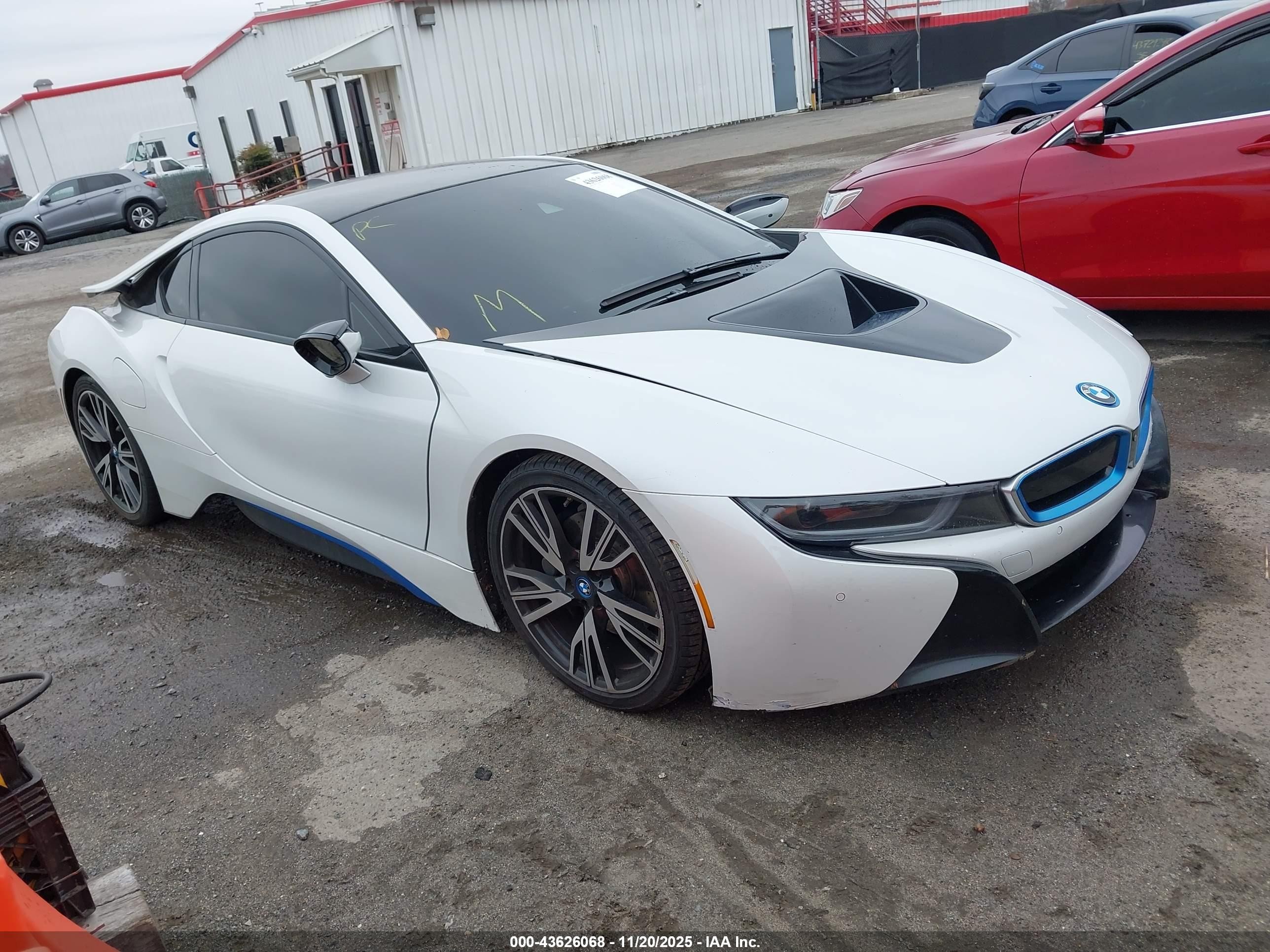 2016 BMW i8, VIN WBY2Z2C59GV674788 — После угона