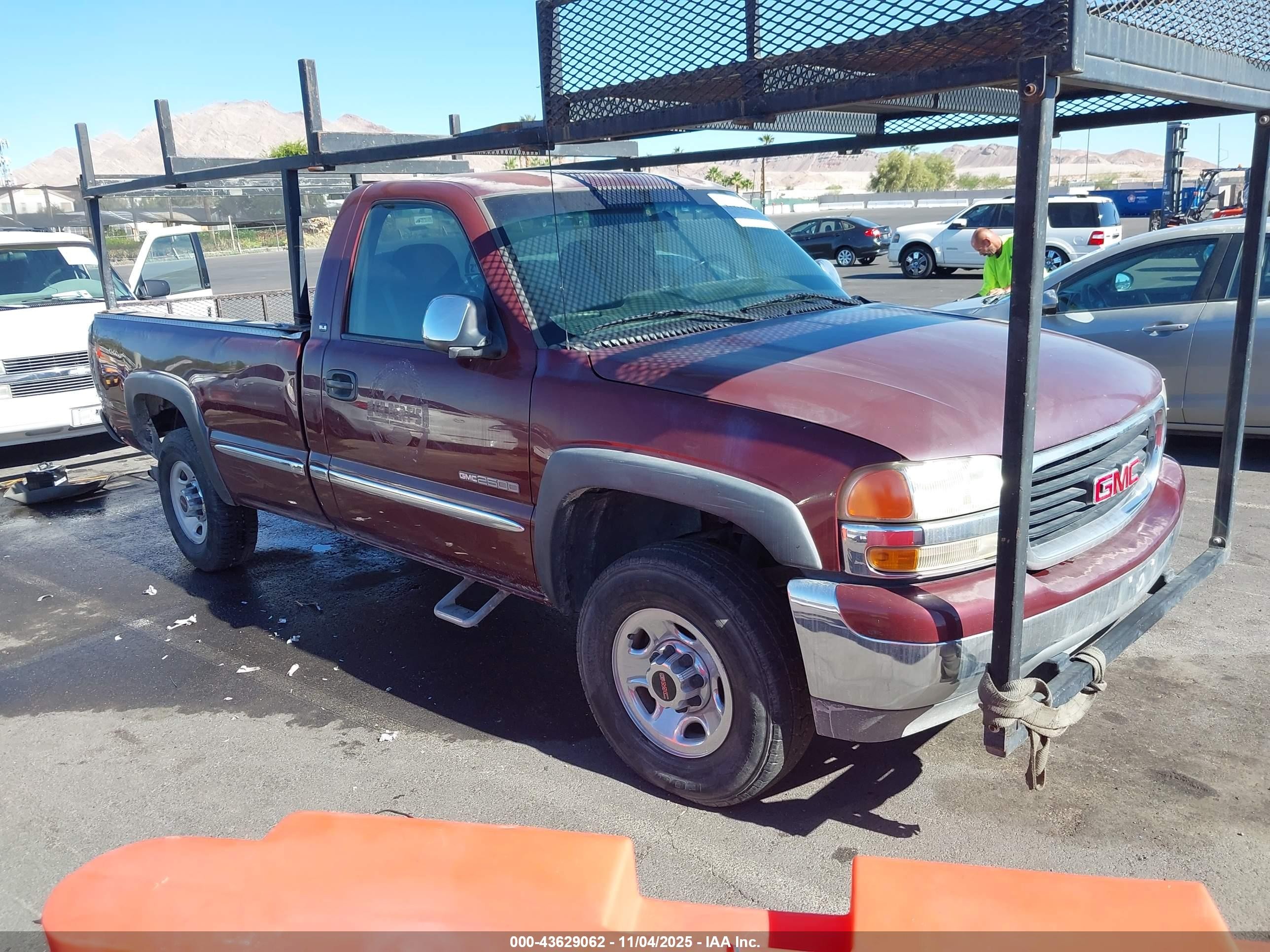 2001 GMC Sierra 2500 SLE, VIN 1GTGC24U11Z188300 — Side