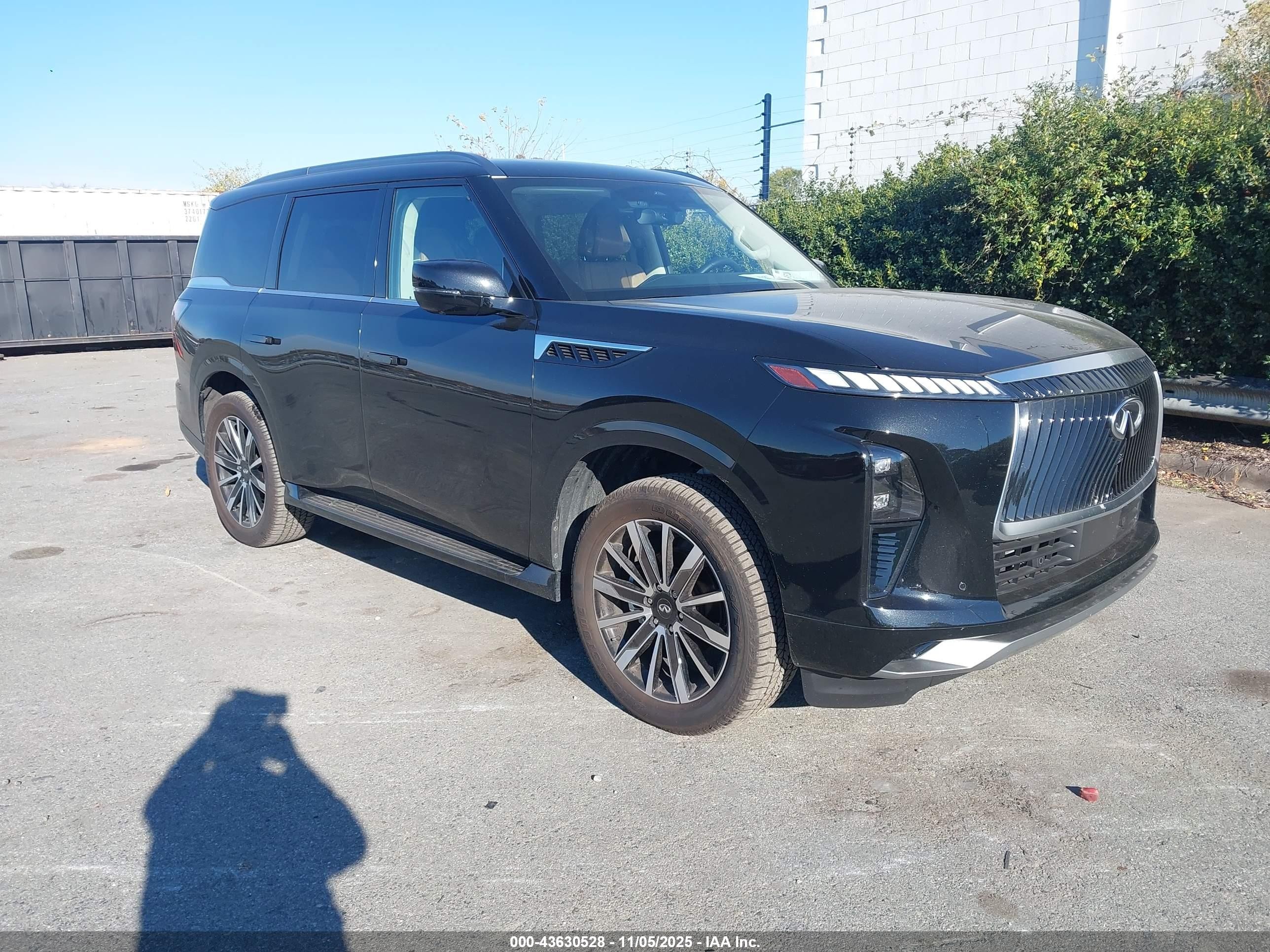 2025 Infiniti QX80 Sensory, VIN JN8AZ3DB2S9401012 — Undercarriage