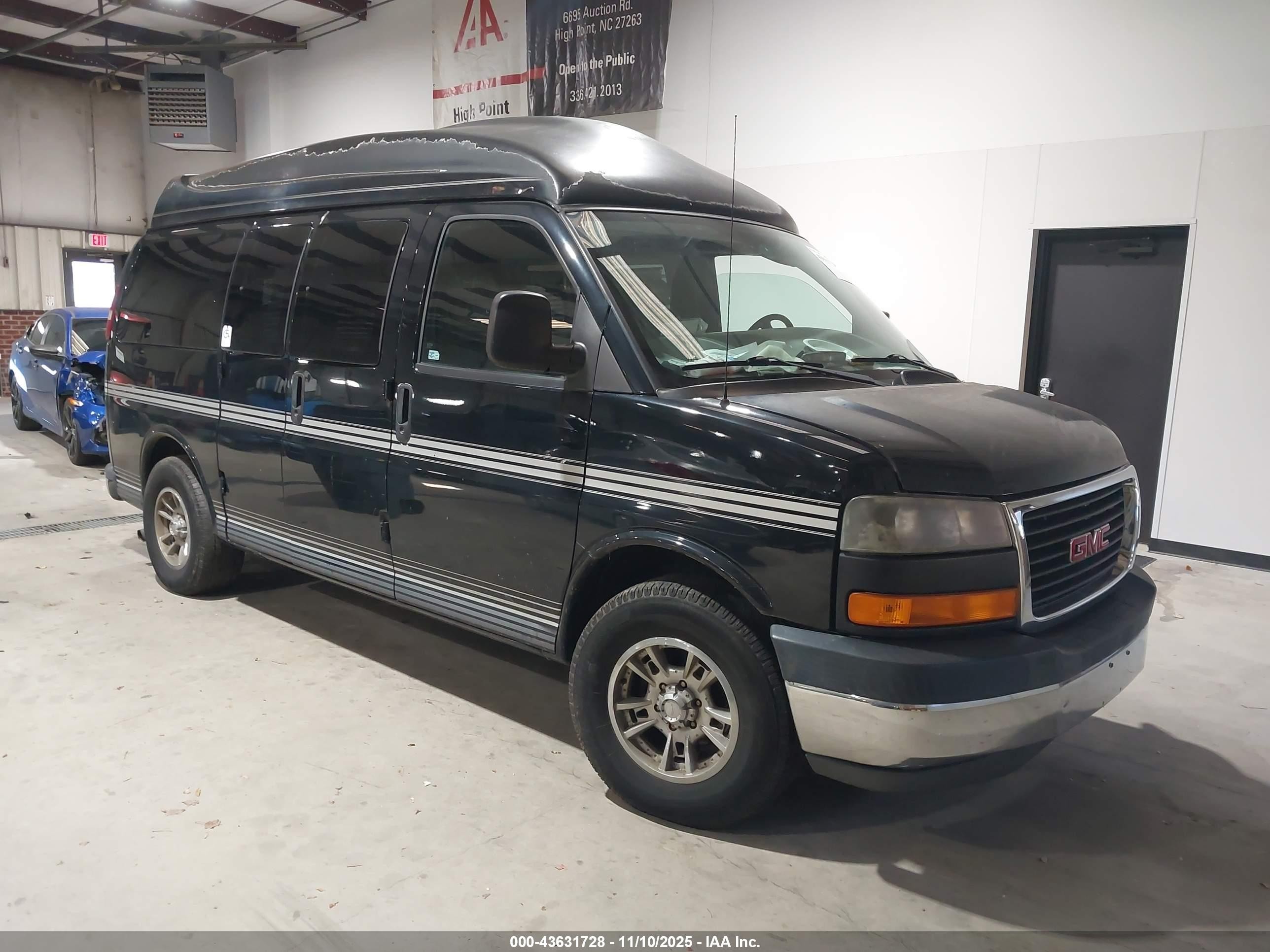 2005 GMC Savana Cargo YF7 Upfitter, VIN 1GDFG15TX51112218 — Auction photo