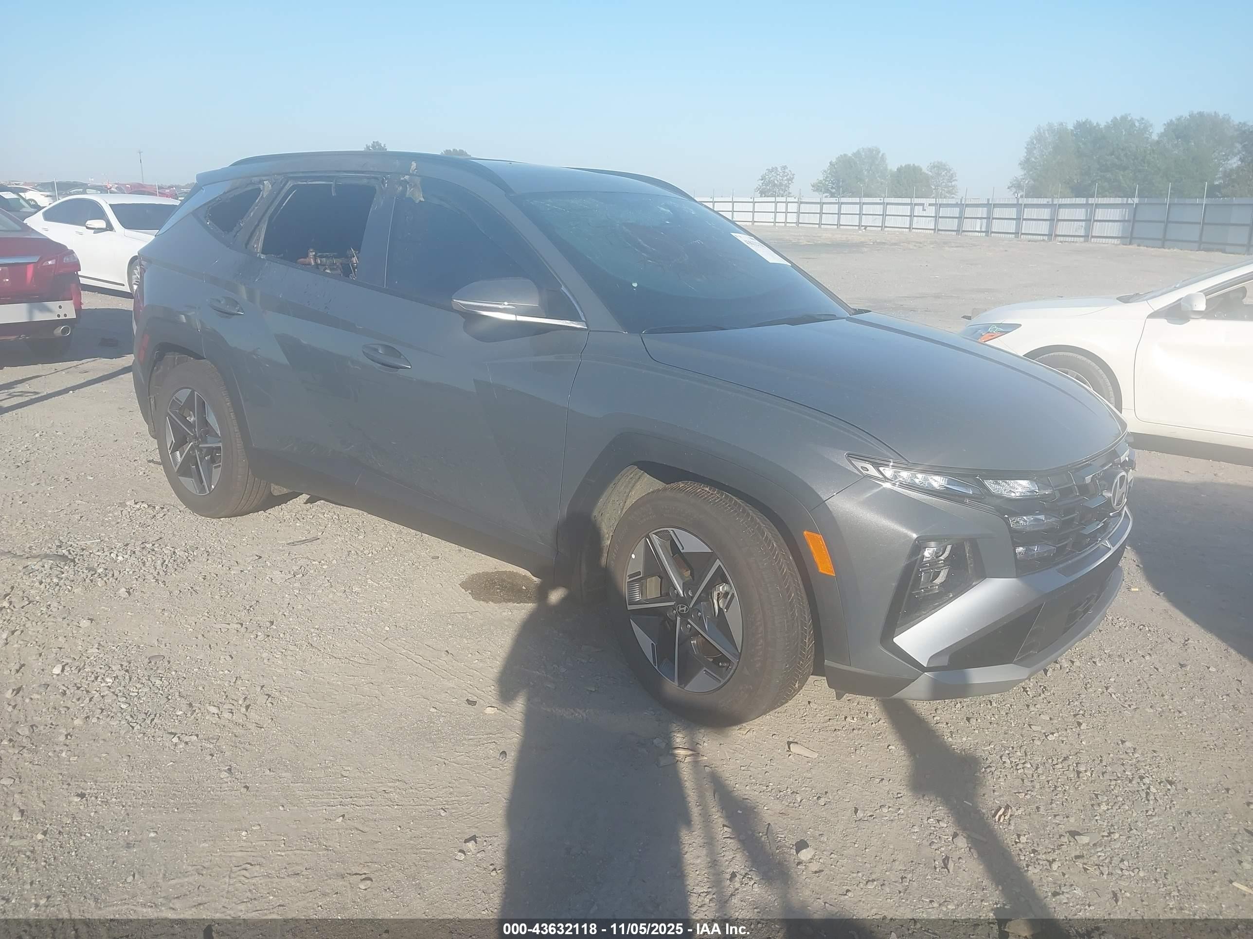 2025 Hyundai Tucson SEL Convenience, VIN 5NMJC3DE7SH550253 — Пожар в салоне