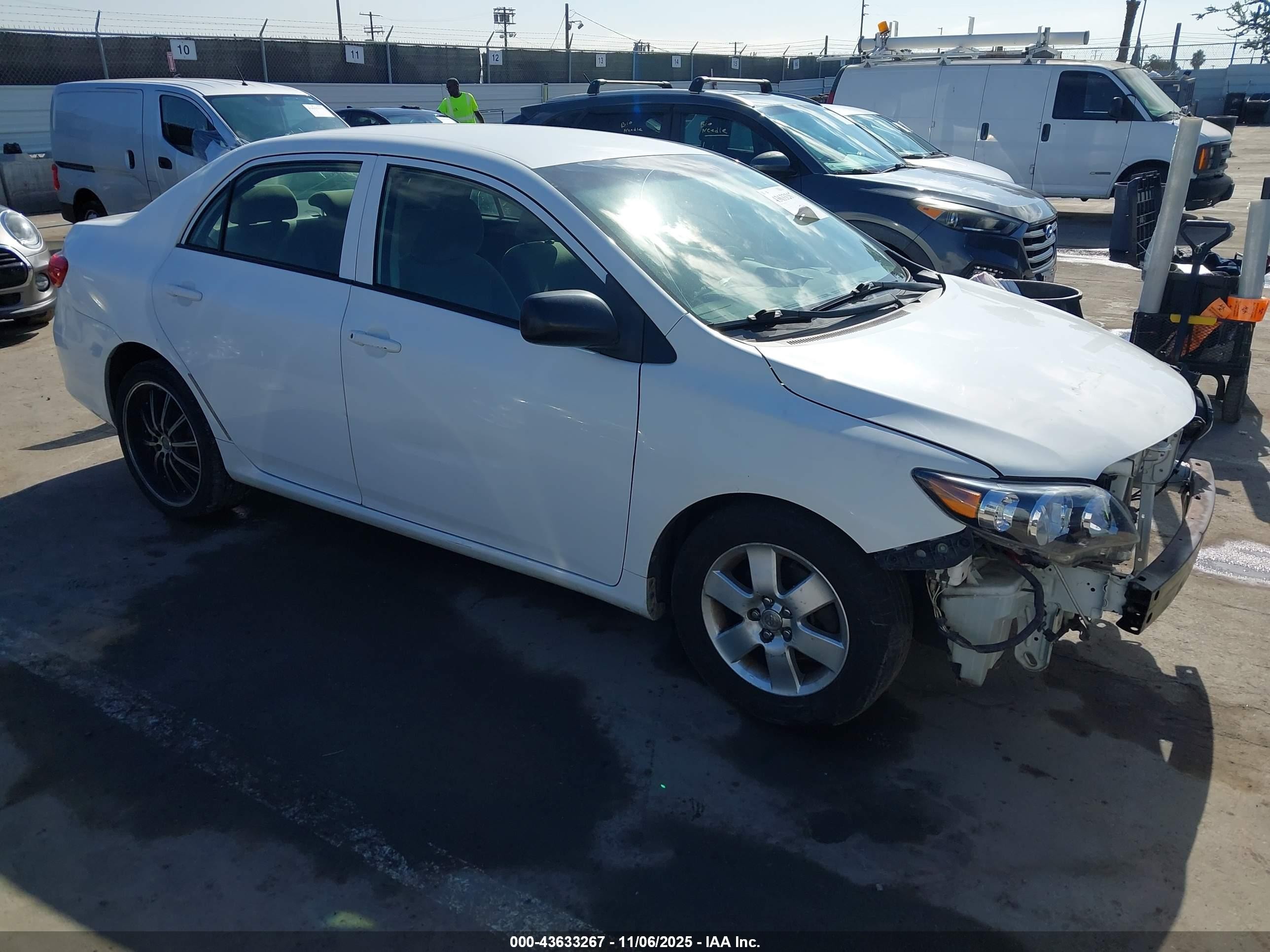 2011 Toyota Corolla LE, VIN JTDBU4EE7B9166197 — Front end