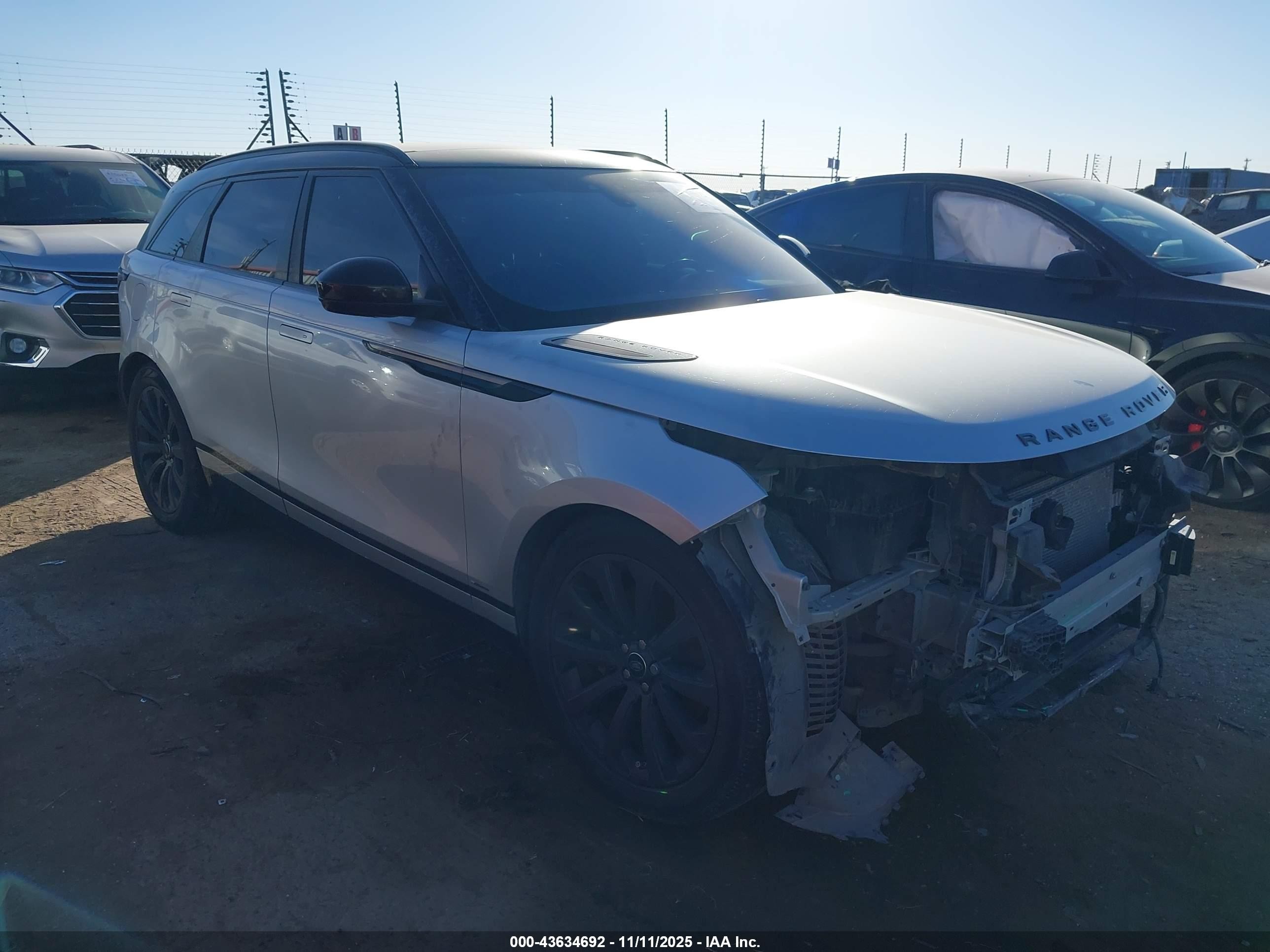 2018 Land Rover Range Rover Velar R-Dynamic SE, VIN SALYL2RV3JA761114 — Auction photo