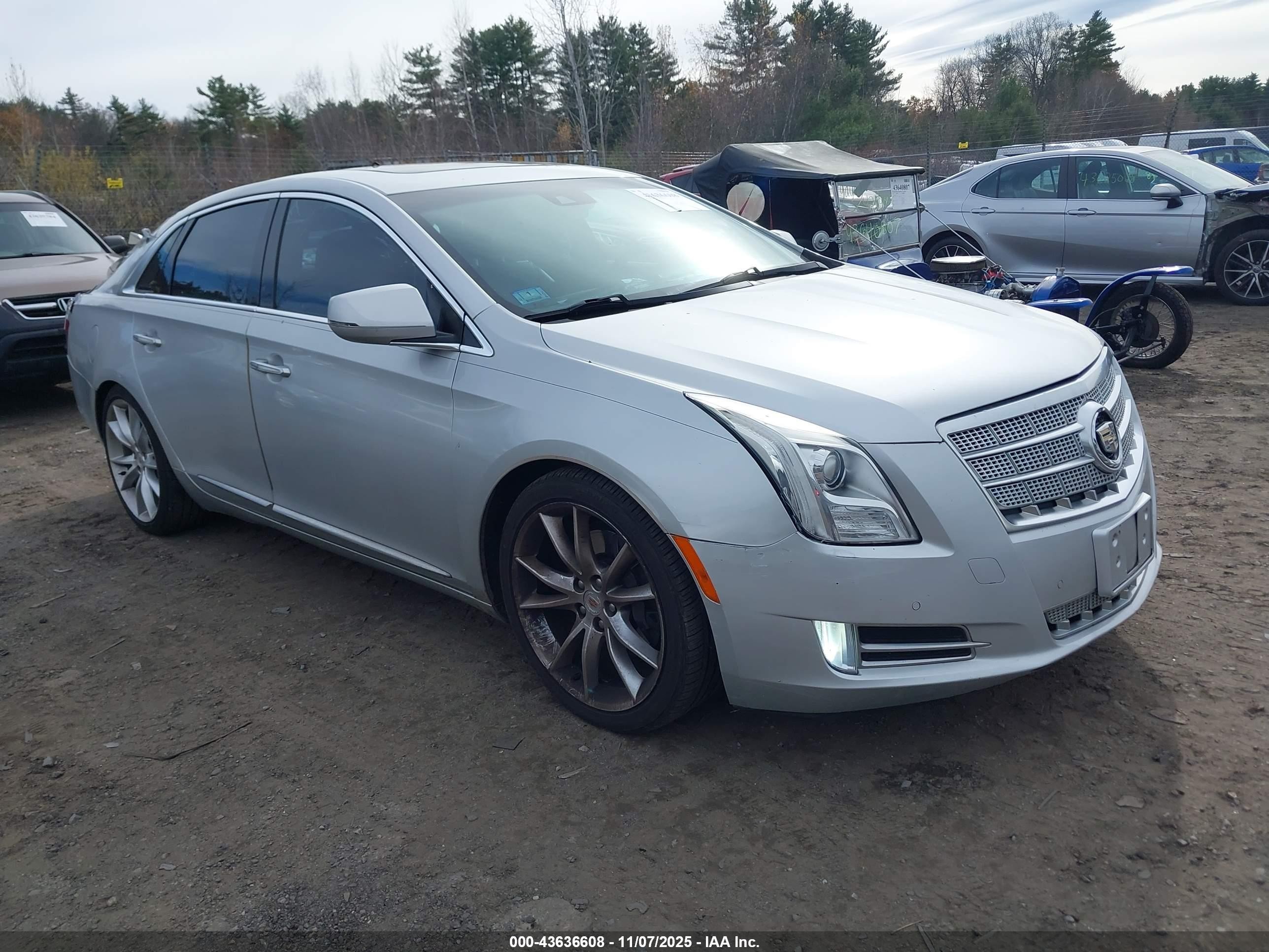 2013 Cadillac XTS Platinum, VIN 2G61V5S38D9165142 — Storm