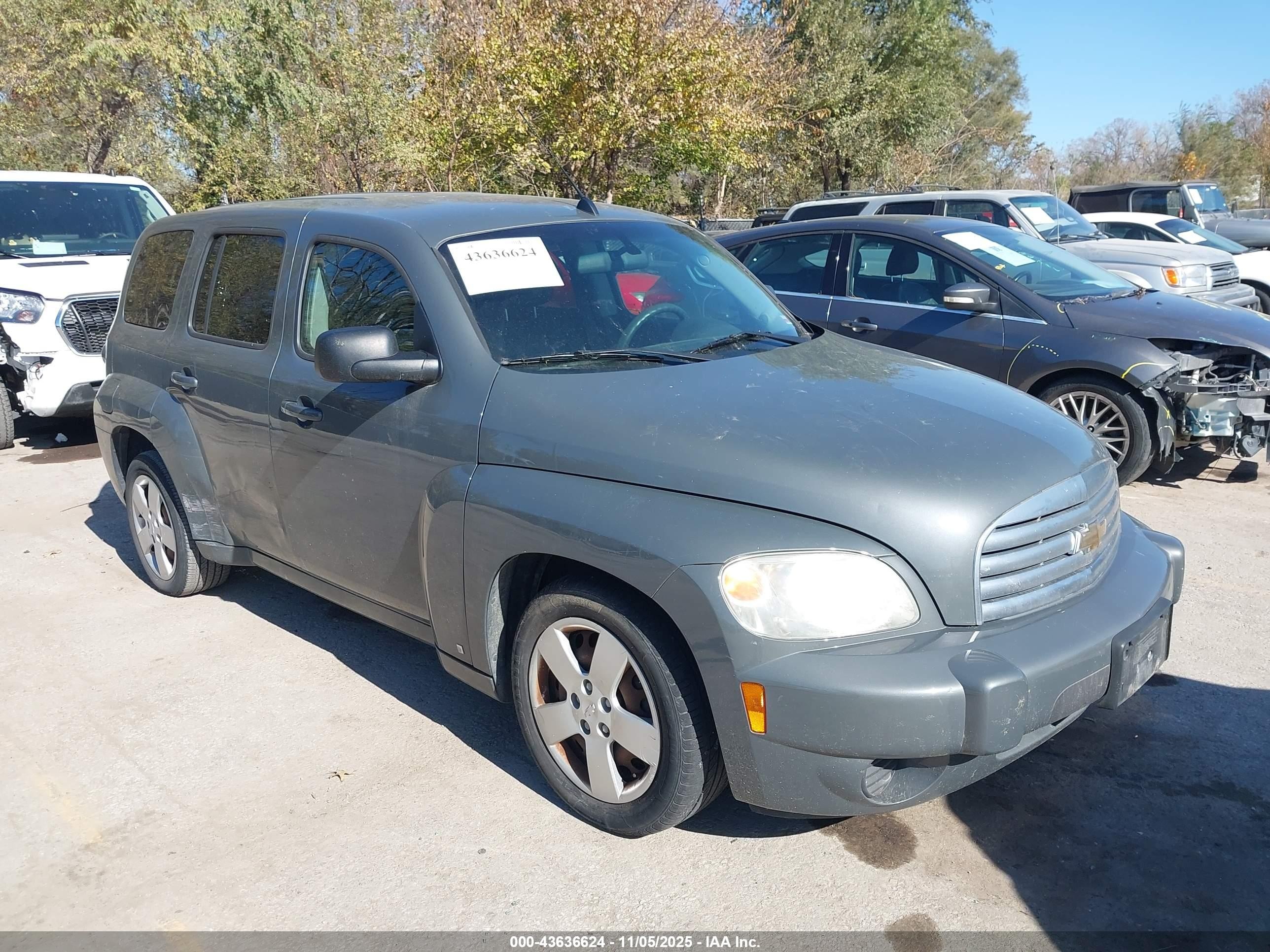 2009 Chevrolet HHR LS, VIN 3GNCA13B29S522641 — Side