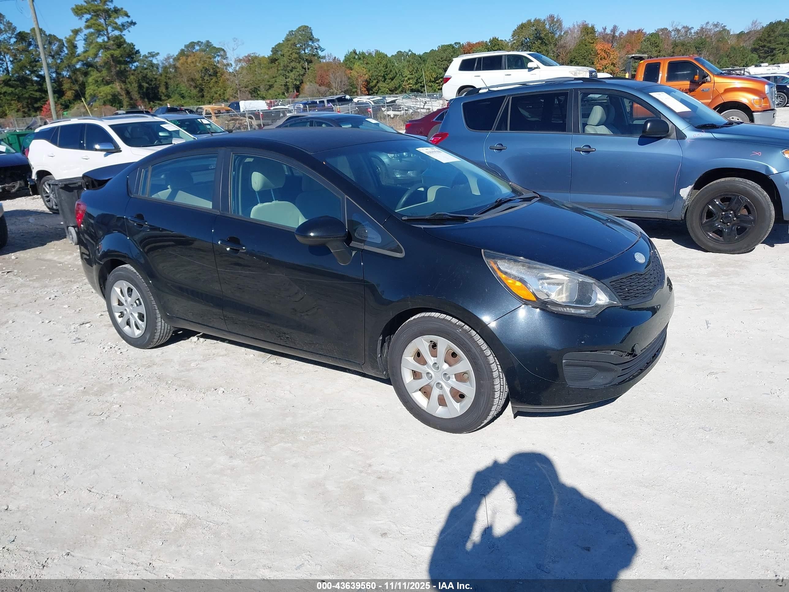 2013 Kia Rio LX, VIN KNADM4A37D6285978 — Rear end
