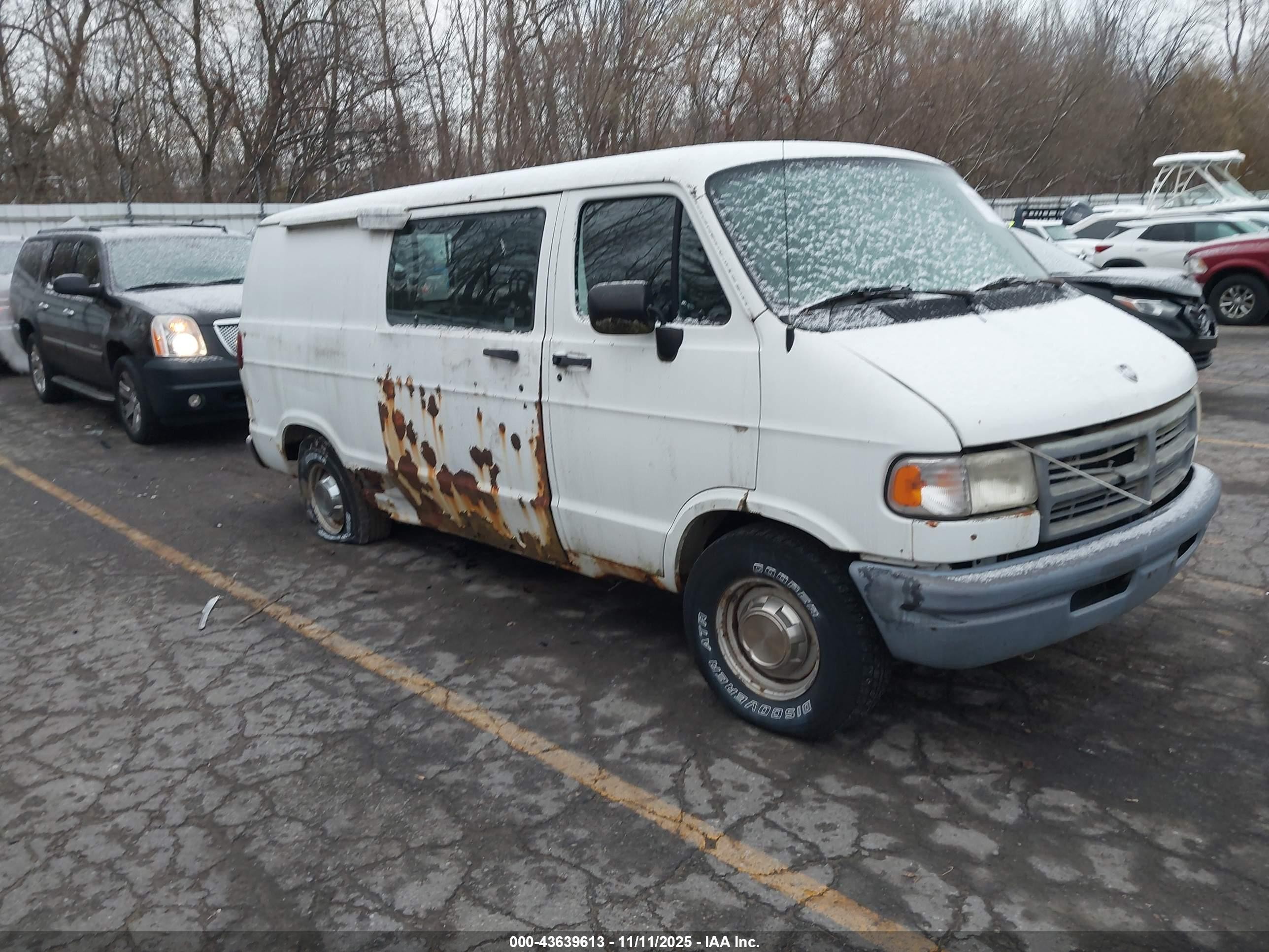 1996 Dodge RAM, VIN 2B7HB21X6TK139766 — Бок