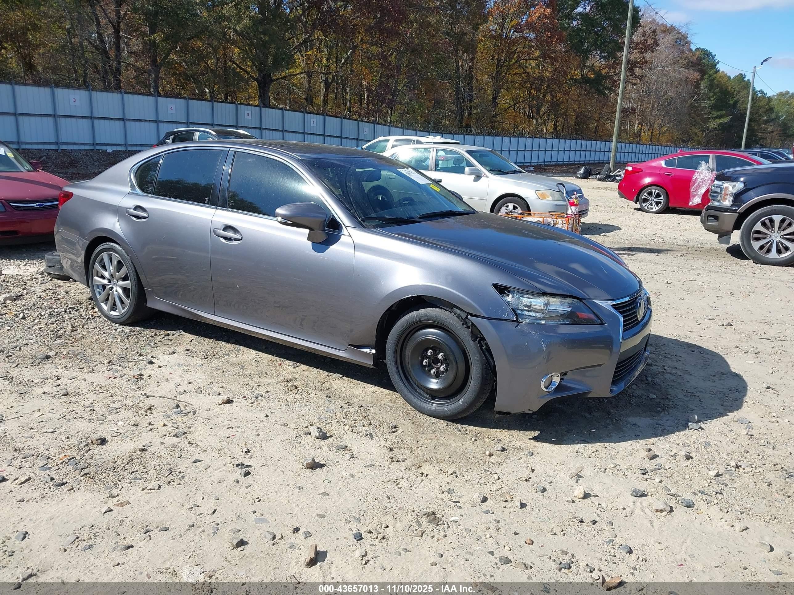 2014 Lexus GS 350, VIN JTHBE1BL1E5039857 — Side