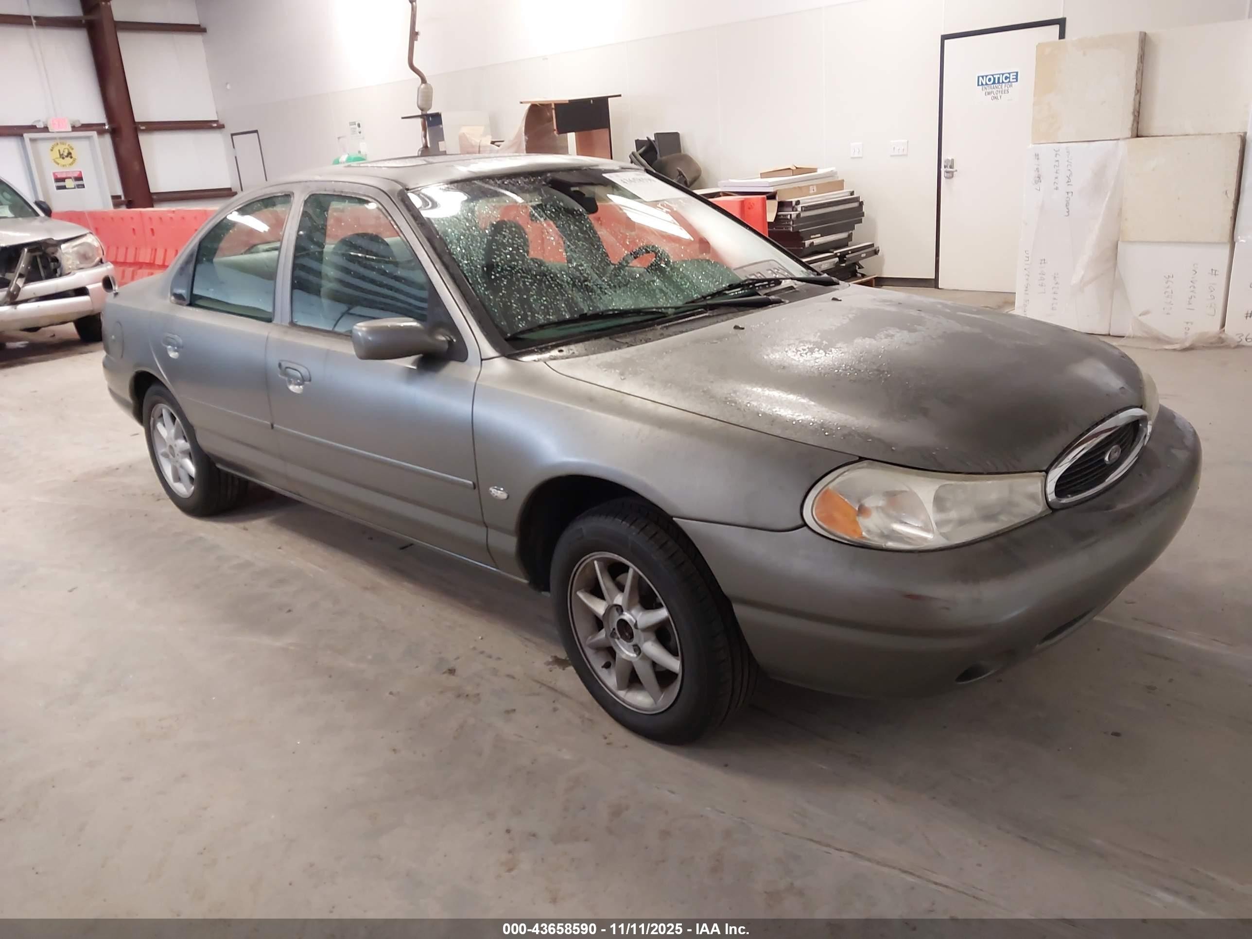1998 Ford Contour SE Fleet, VIN 1FAFP663XWK193061 — Normal wear