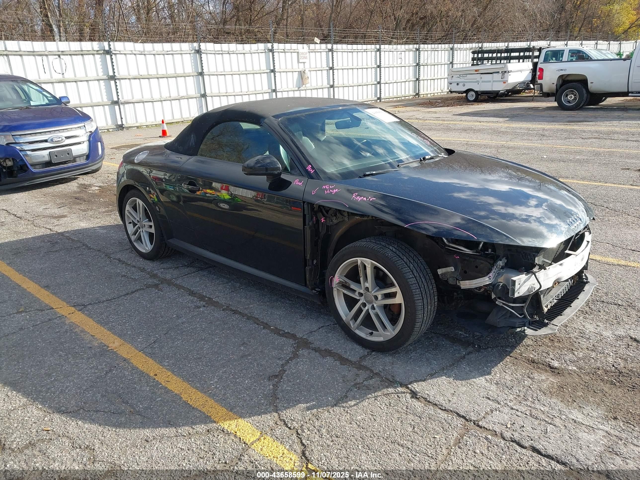 2016 Audi TT 2.0T, VIN TRUT5CFV2G1027469 — Перед