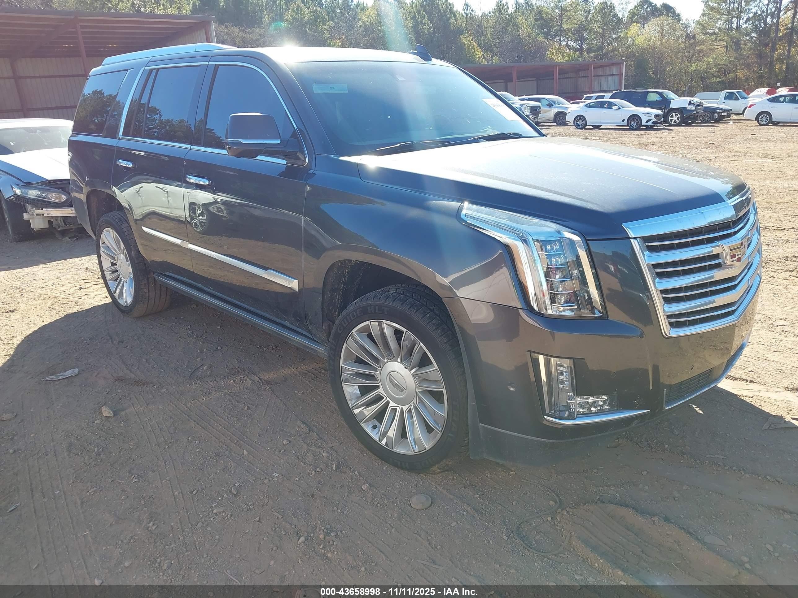 2017 Cadillac Escalade Platinum, VIN 1GYS4DKJ3HR250523 — Electrical