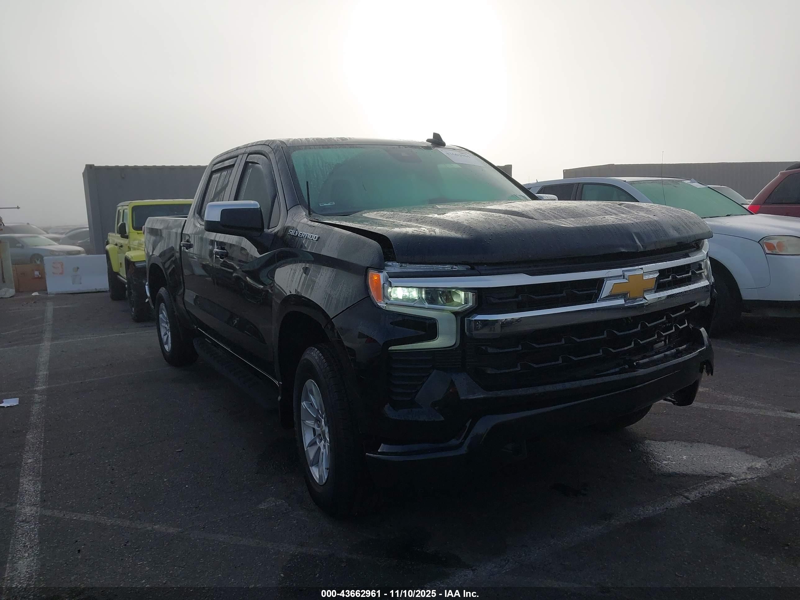 2025 Chevrolet Silverado 1500 LT, VIN 2GCPACED3S1191333 — Auction photo 1 of 18