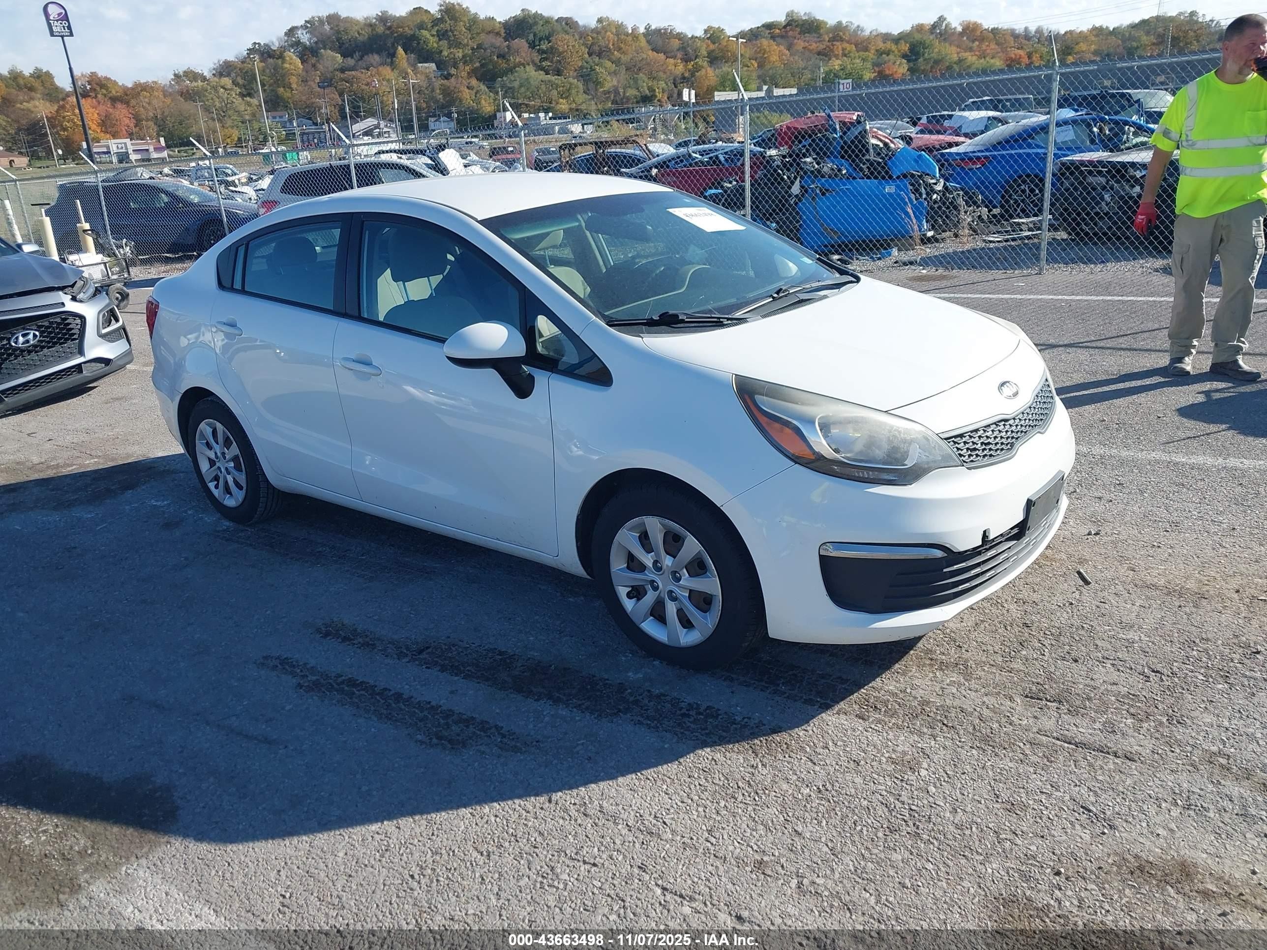 2016 Kia Rio LX, VIN KNADM4A3XG6540773 — Rear end