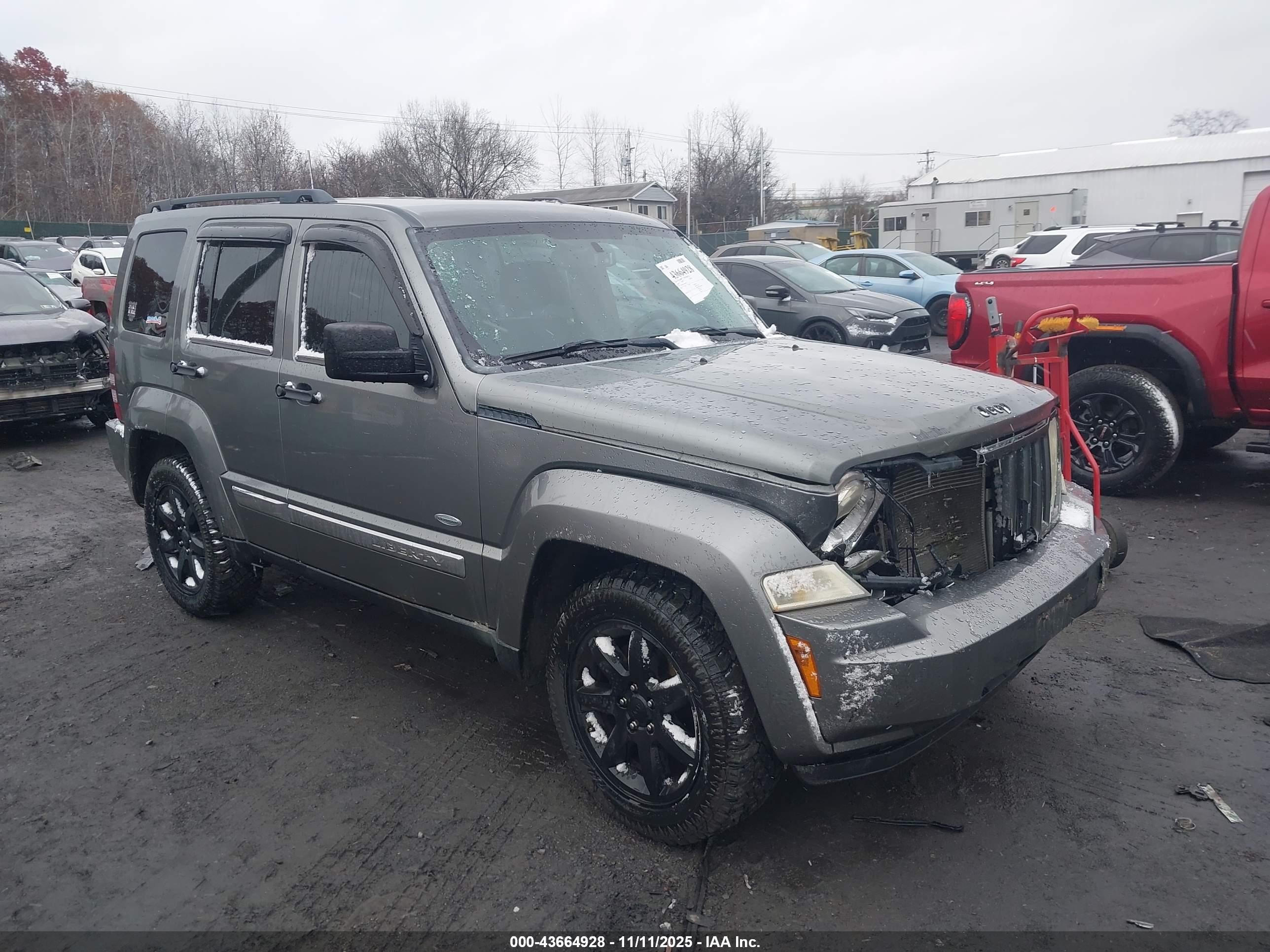 2012 Jeep Liberty Sport, VIN 1C4PJMAK1CW164703 — Перед