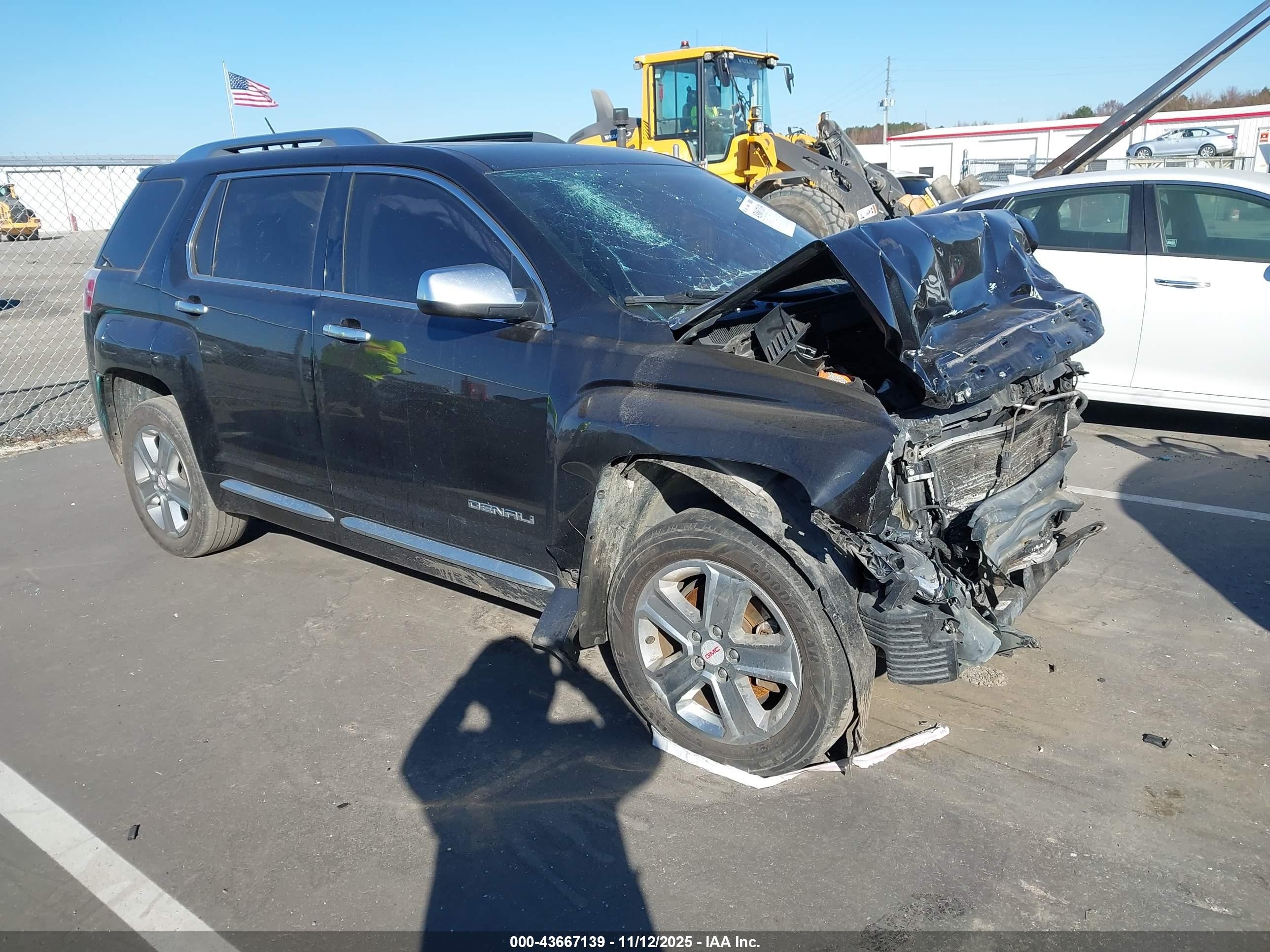 2015 GMC Terrain Denali, VIN 2GKALUEK7F6270764 — Фото с аукциона 1 of 18