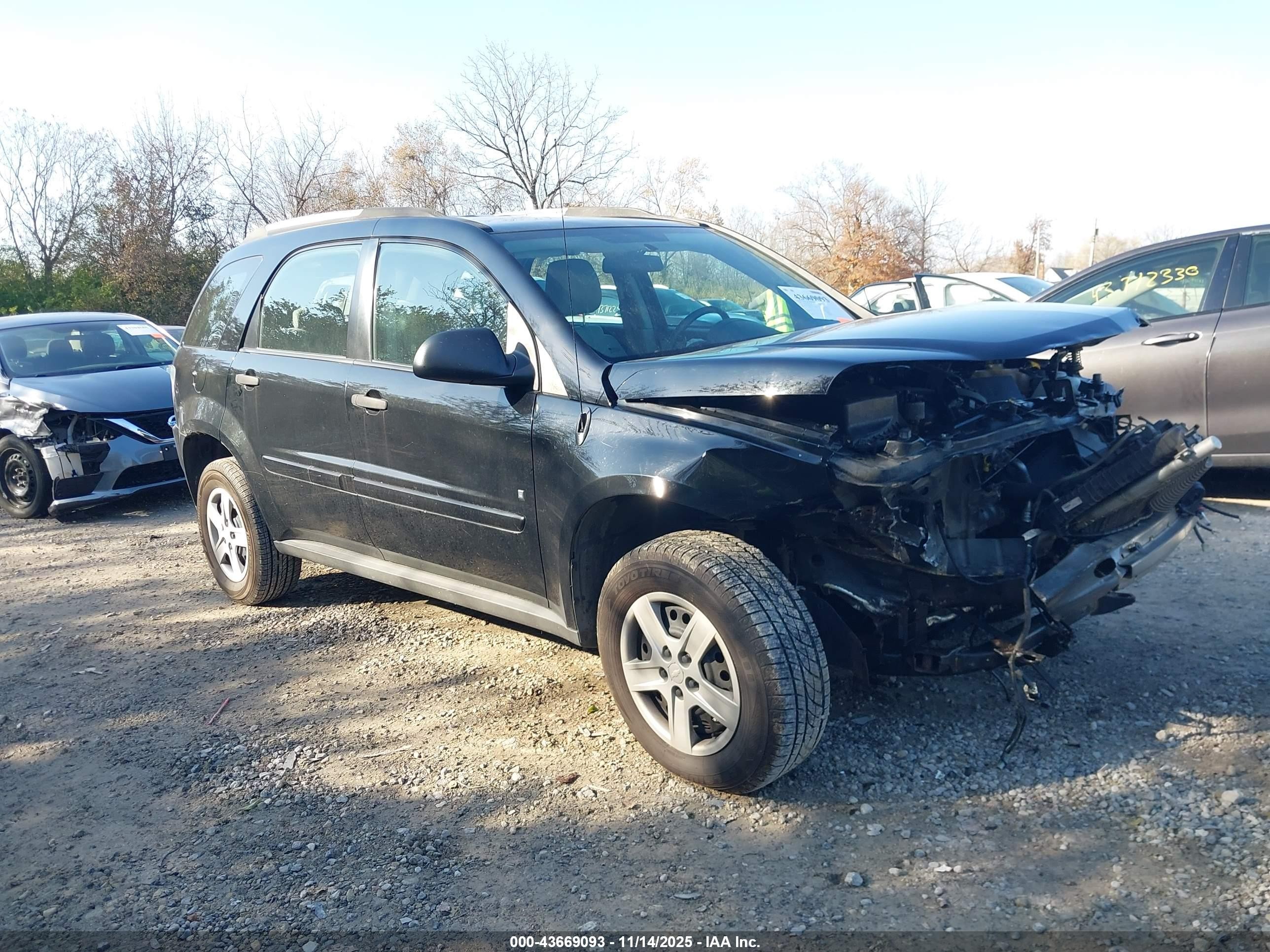 2006 Chevrolet Equinox LS, VIN 2CNDL13F766045267 — Front end