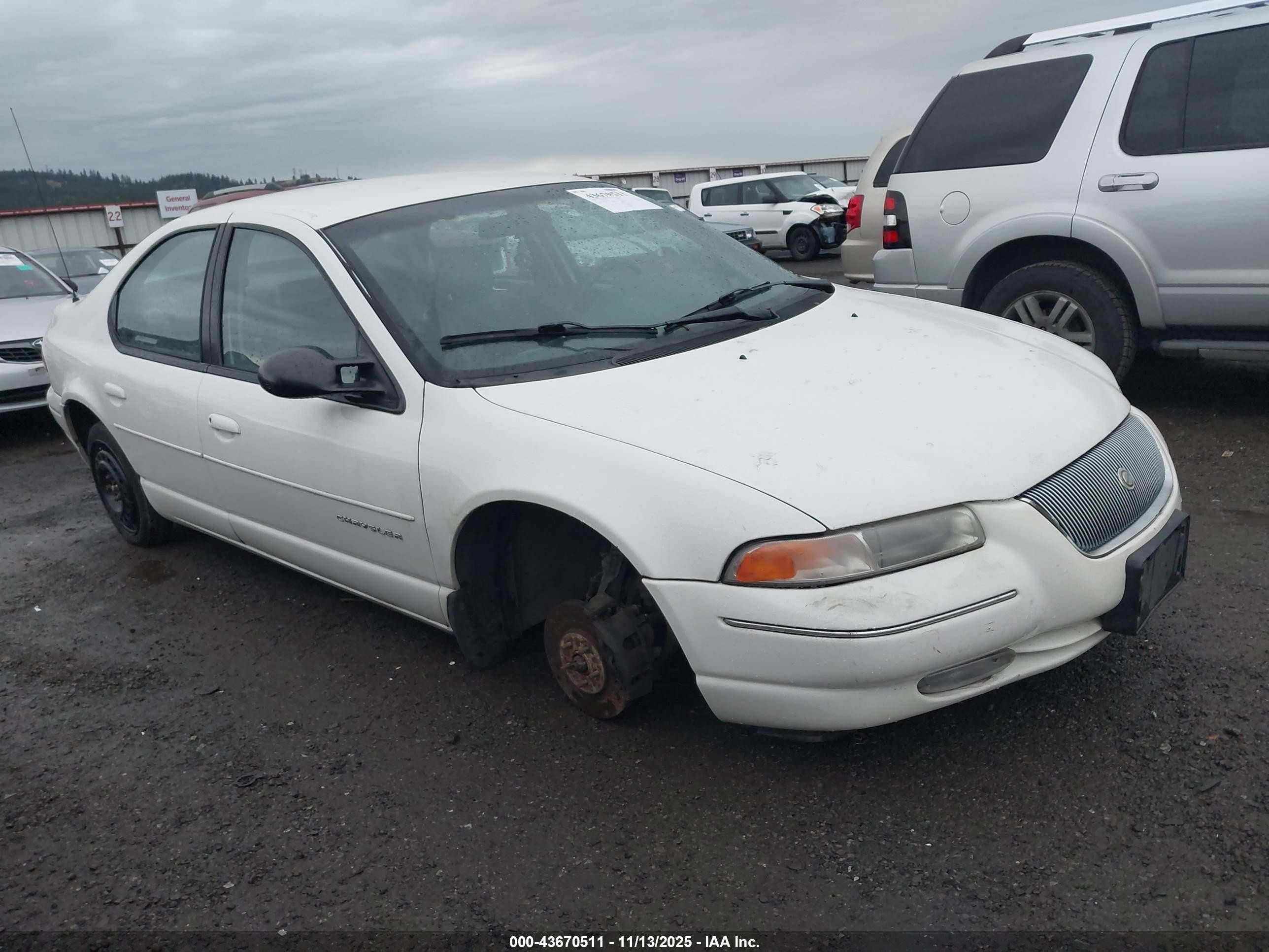 1998 Chrysler Cirrus LXi, VIN 1C3EJ56H1WN104722 — Бок