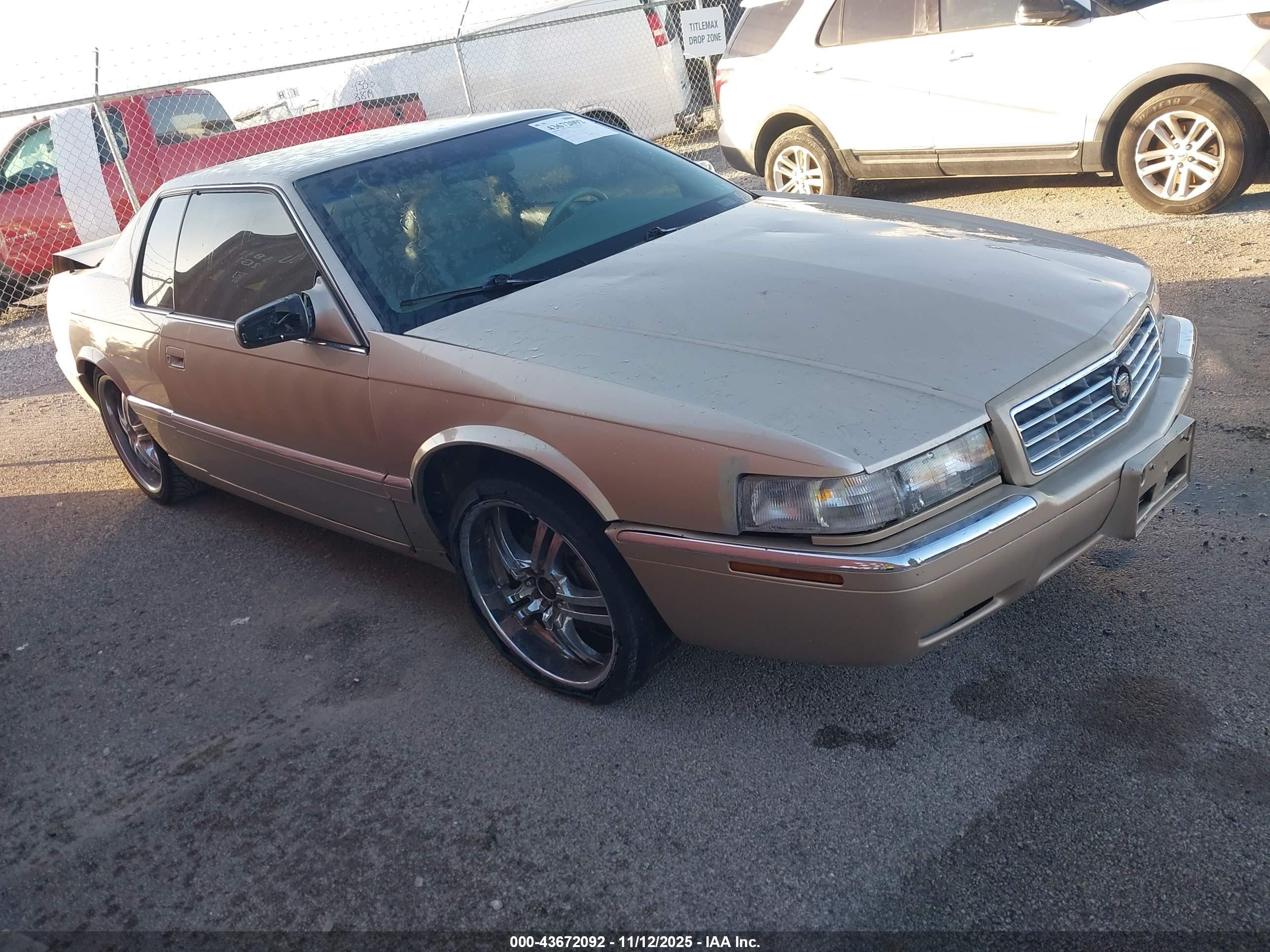 1997 Cadillac Eldorado, VIN 1G6EL12Y4VU612968 — Зад