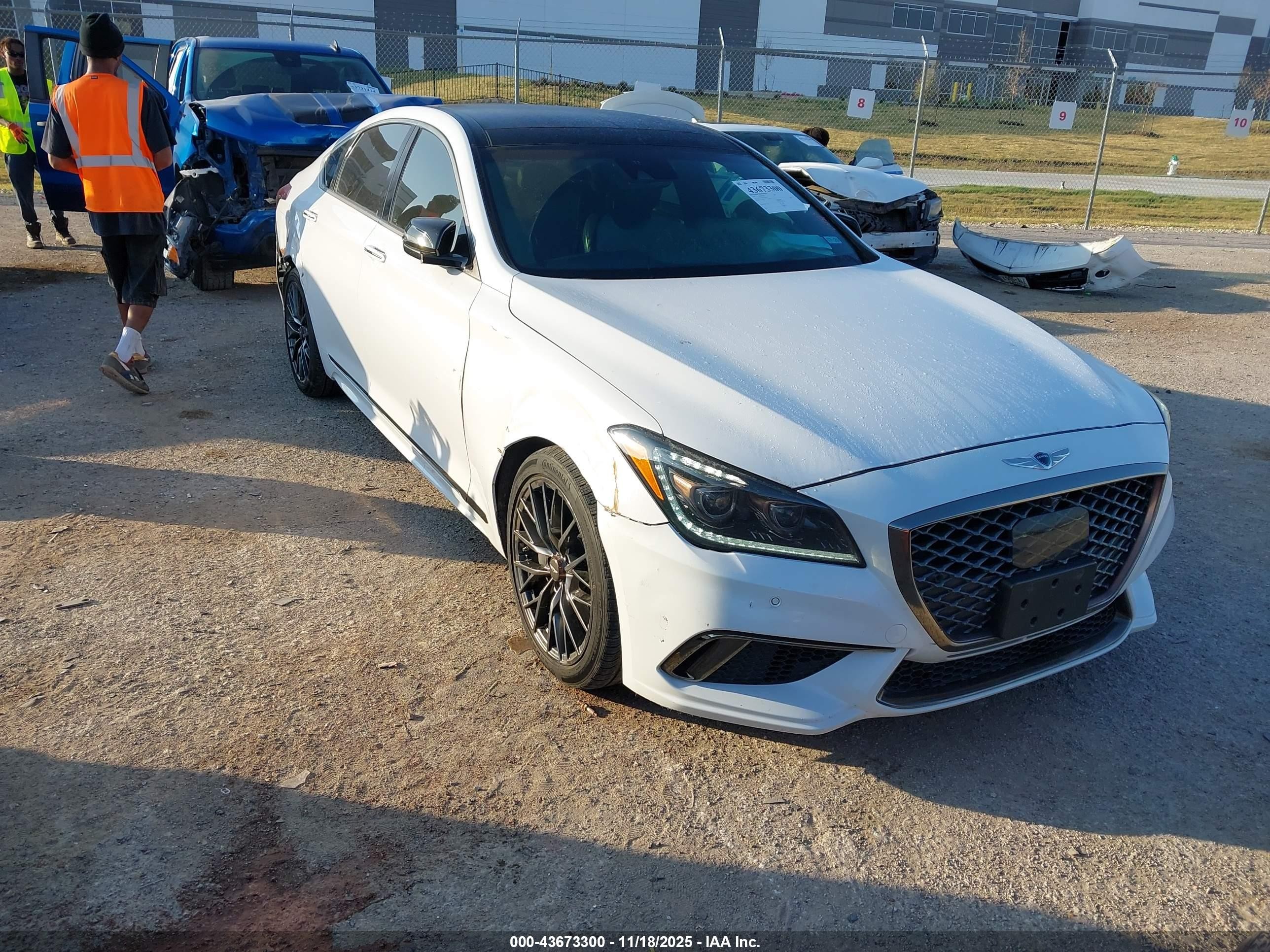 2019 Genesis G80 Sport, VIN KMTFN4JBXKU326744 — Side