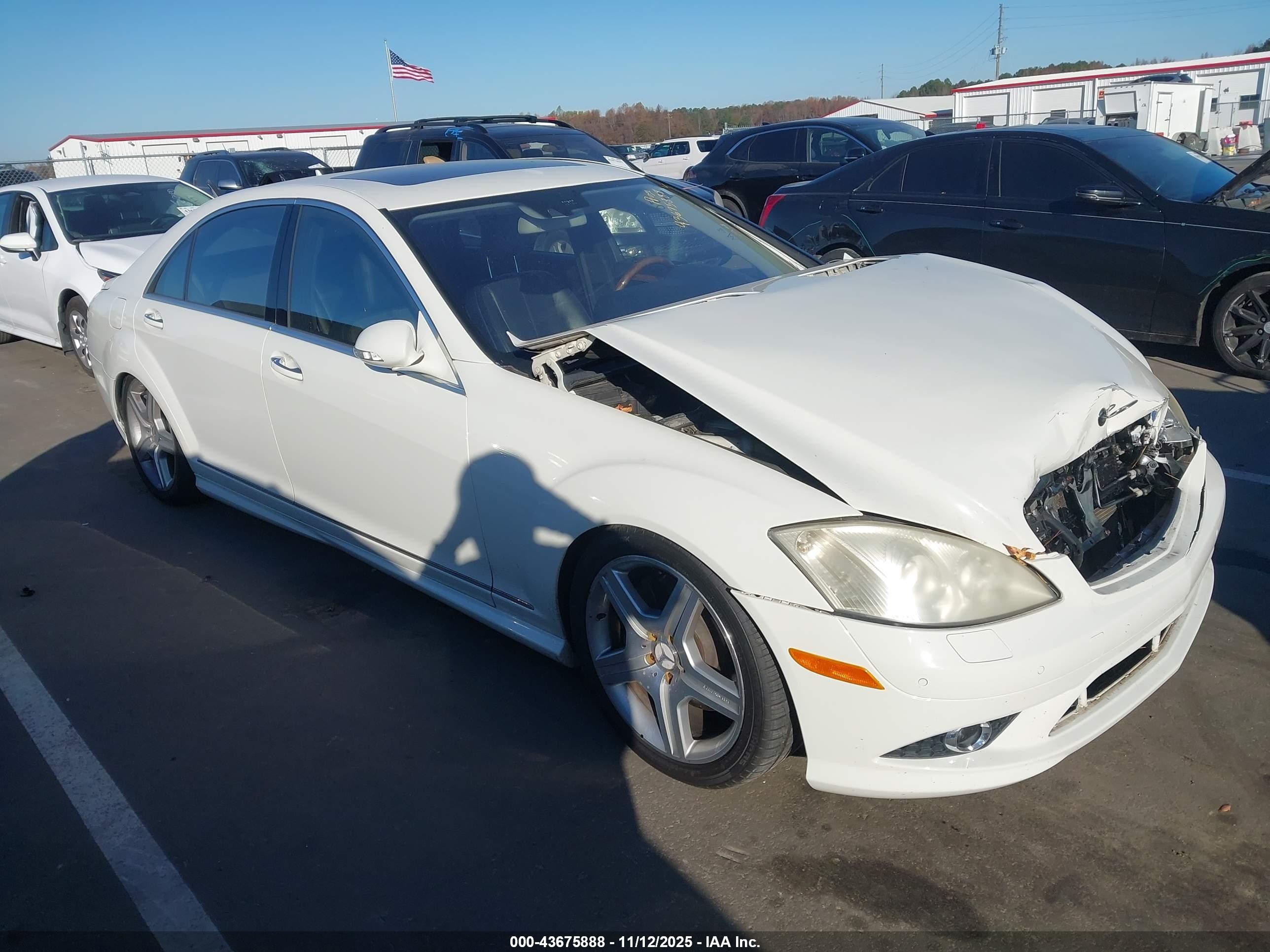 2008 Mercedes-Benz S 550, VIN WDDNG86X38A193194 — Front end