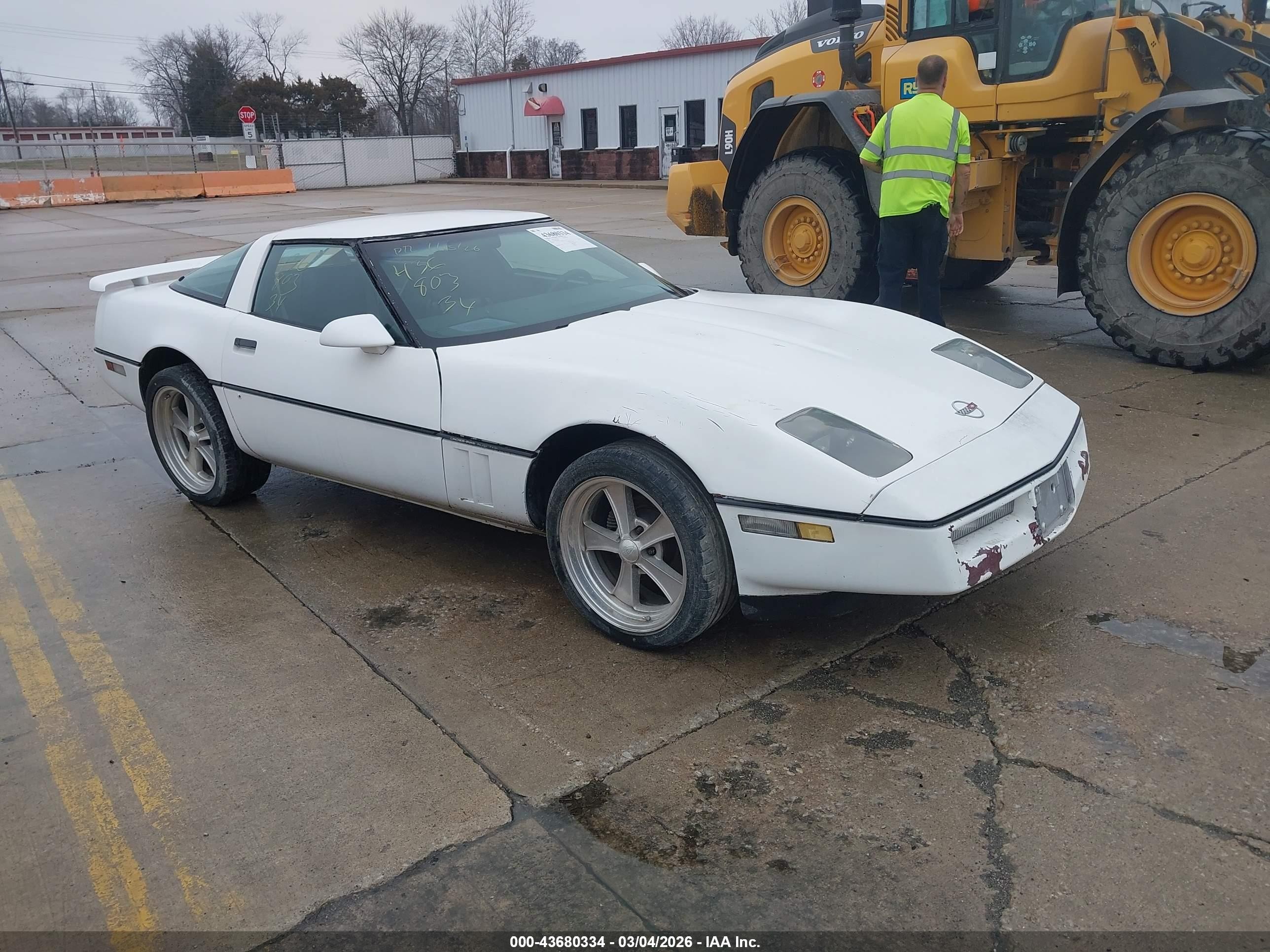 1984 Chevrolet Corvette, VIN 1G1AY0788E5105509 — Normal wear