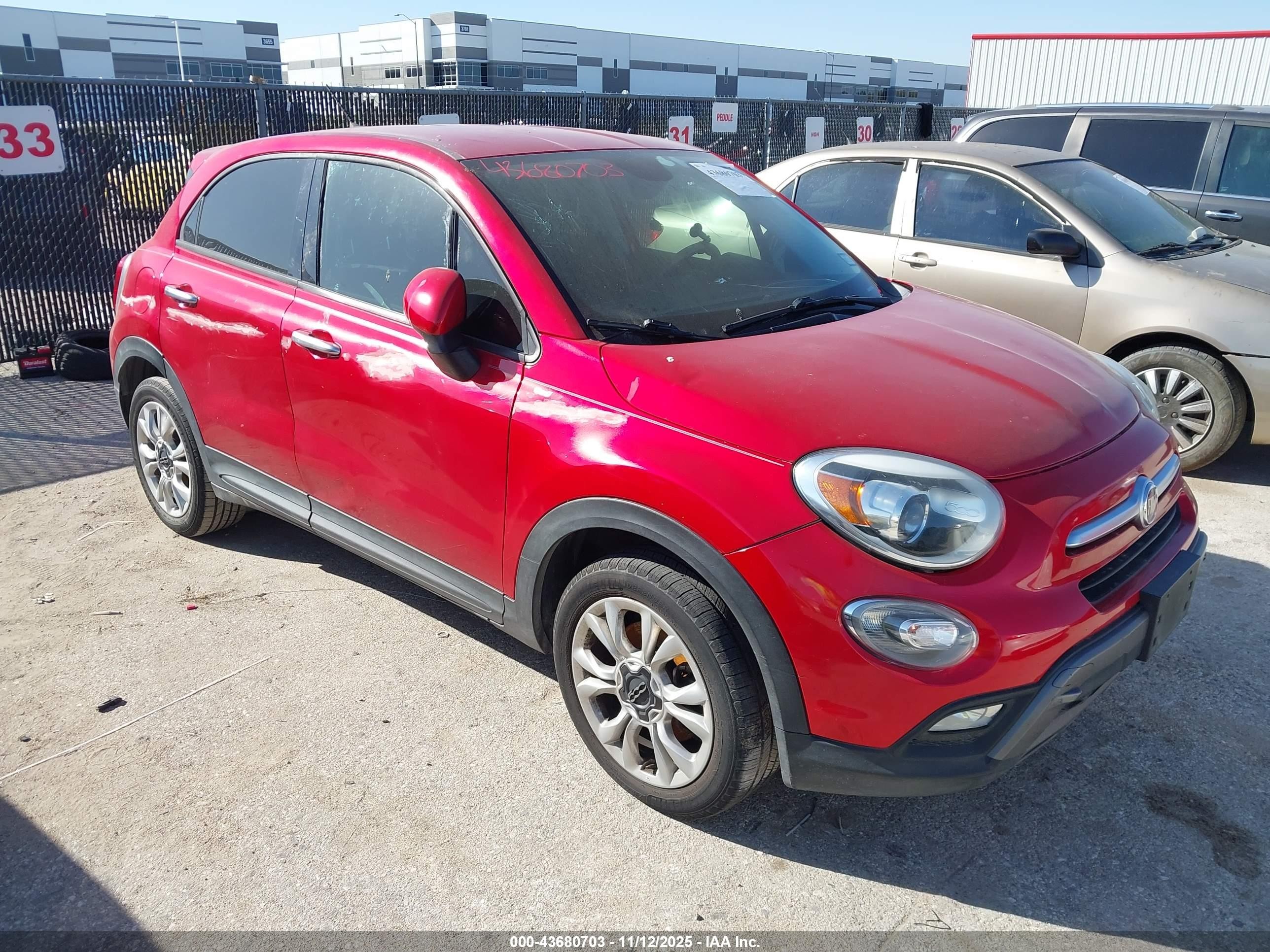 2016 FIAT 500X Trekking, VIN ZFBCFXCT5GP347354 — Auction photo