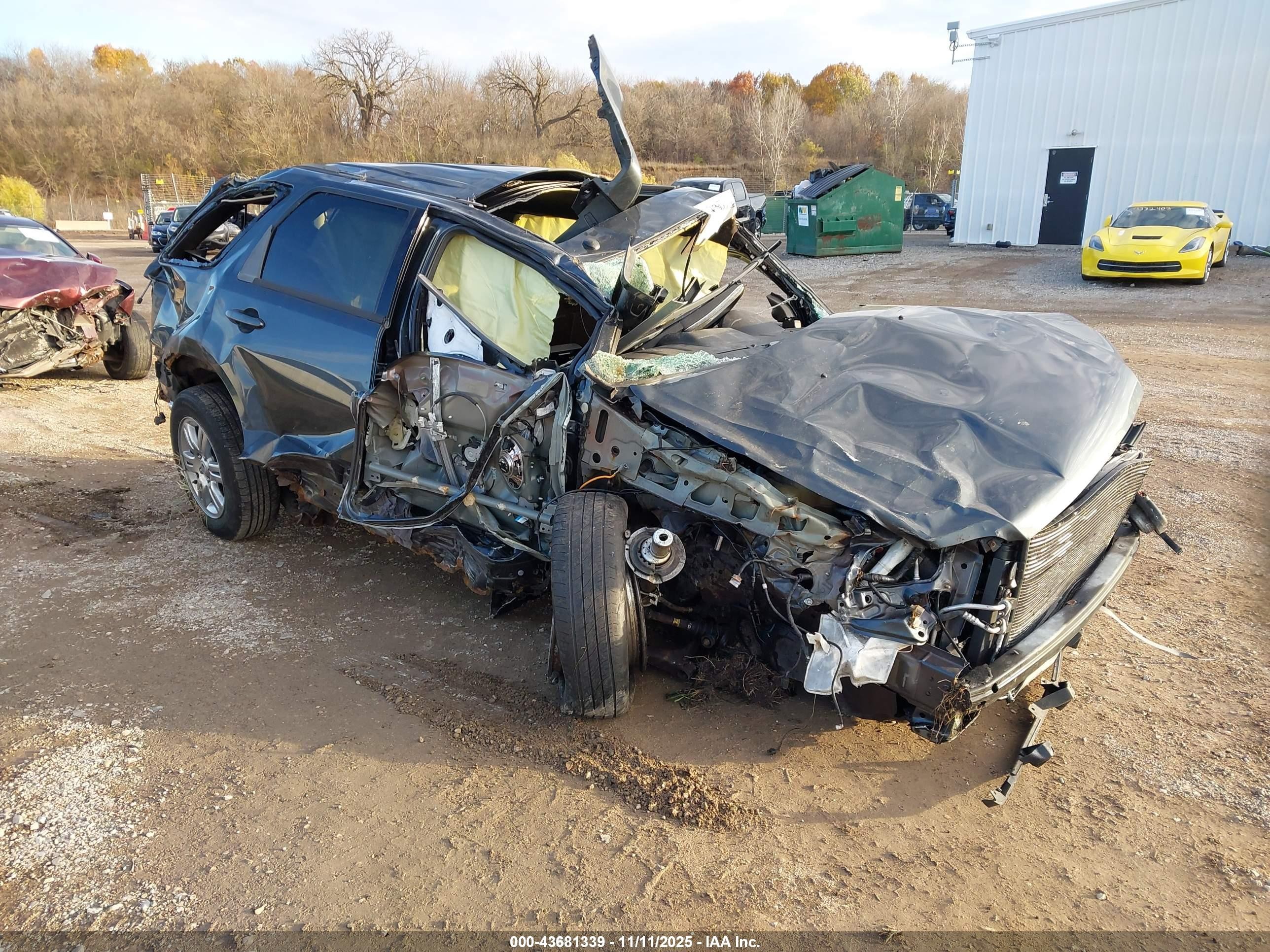 2008 Mercury Mariner Premier, VIN 4M2CU87128KJ14106 — Rollover