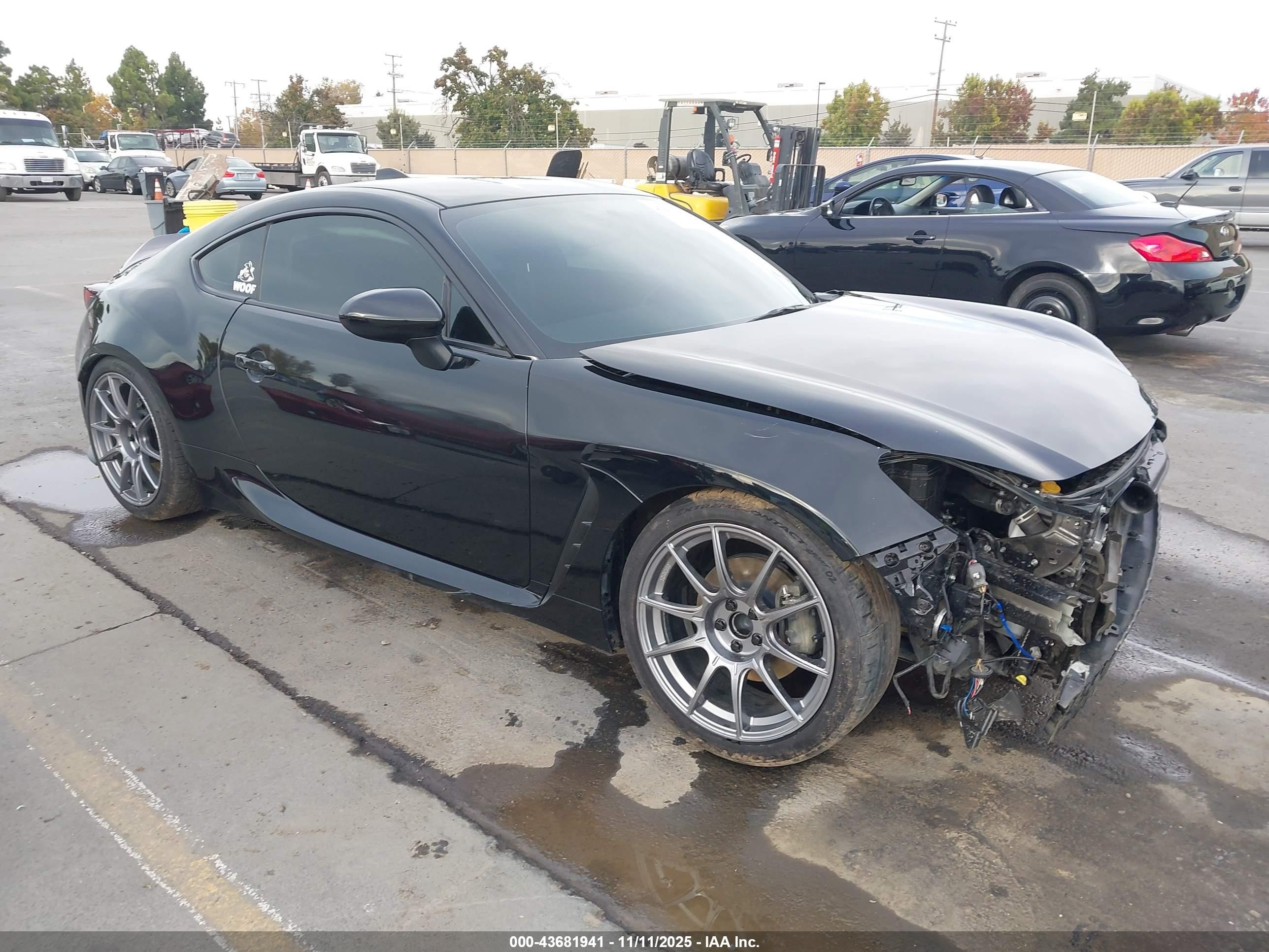 2022 Toyota 86 Premium, VIN JF1ZNBE17N9754494 — Side
