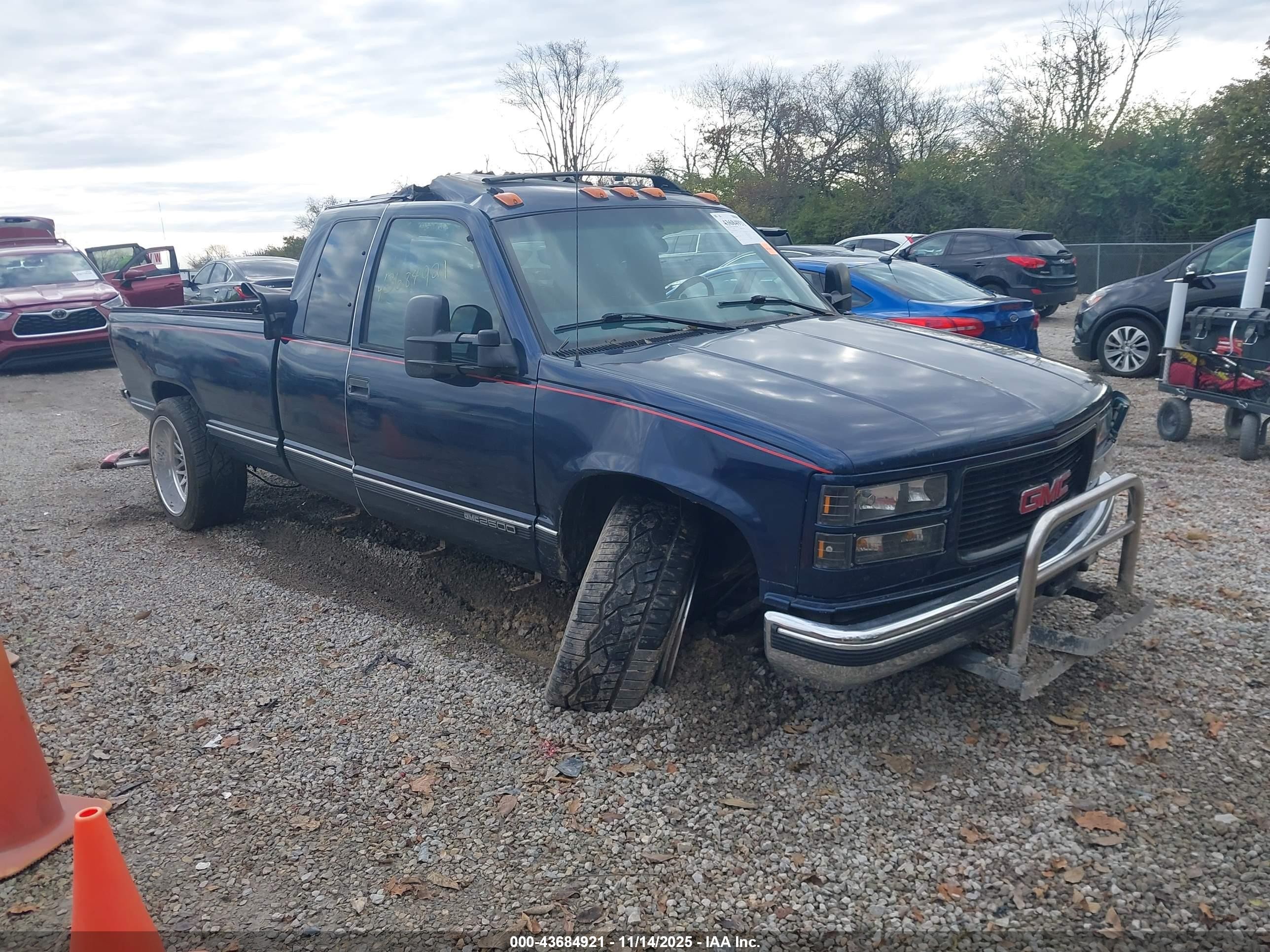1998 GMC Sierra 2500, VIN 1GTGC29JXWE537502 — Theft recovery