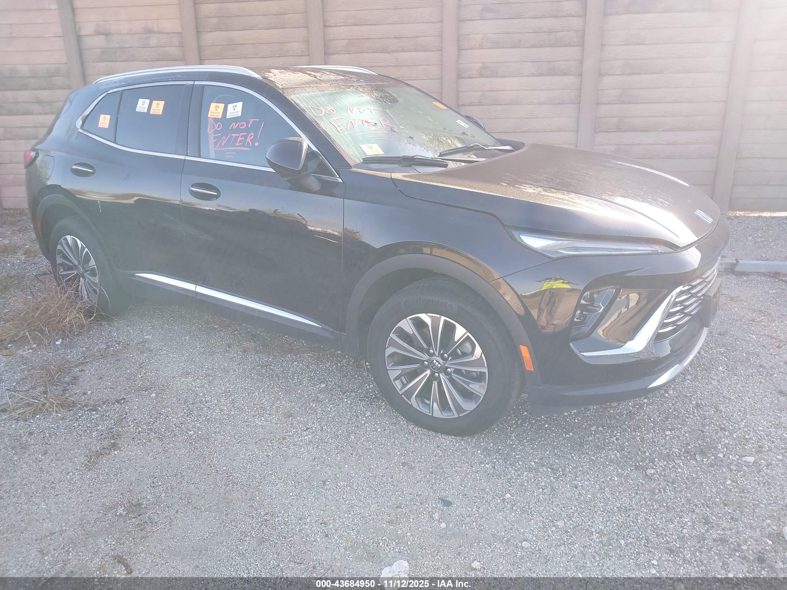 2024 Buick Envision Preferred, VIN LRBFZME48RD066206 — Auction photo 1 of 5
