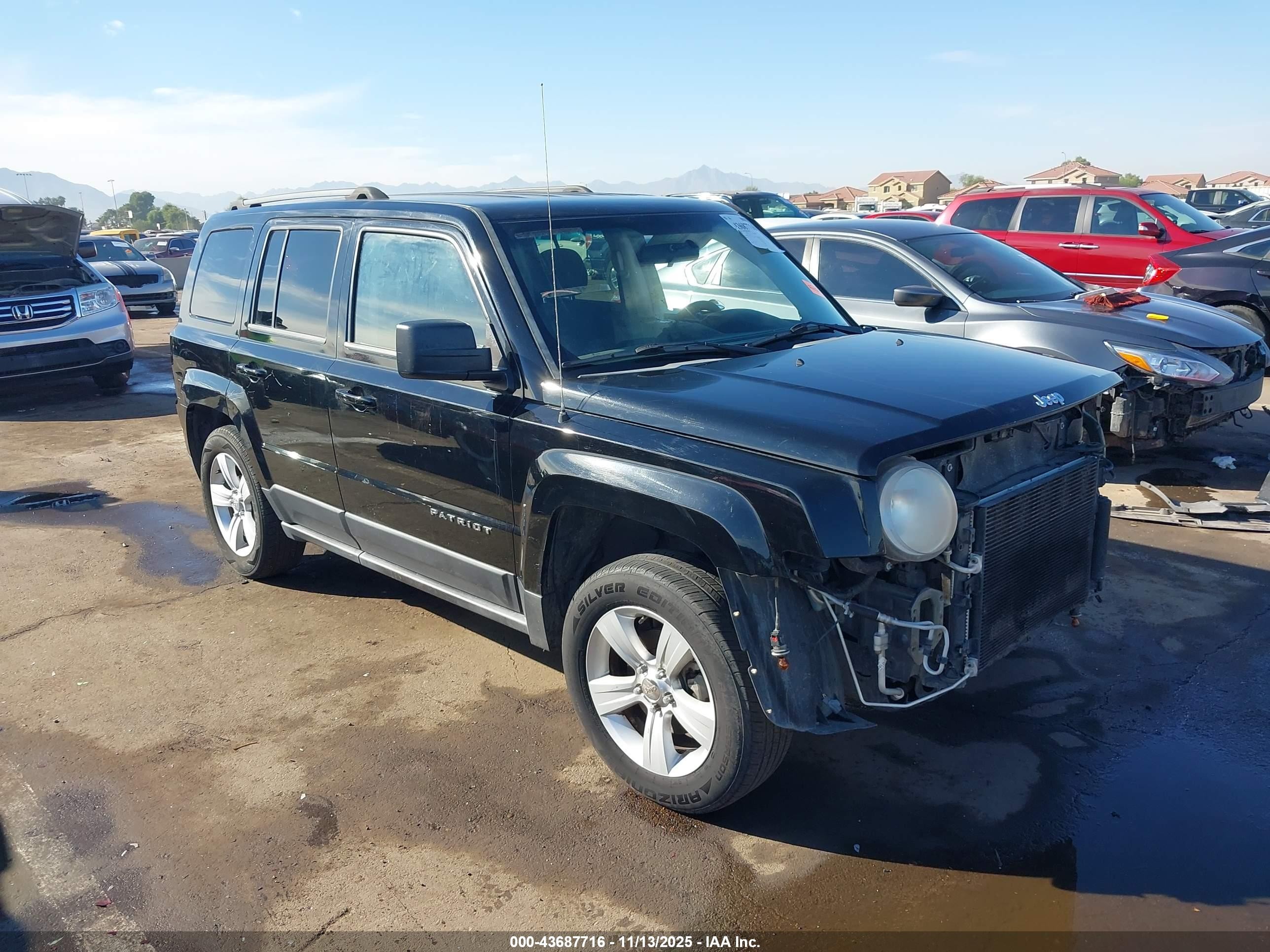 2014 Jeep Patriot Sport, VIN 1C4NJPBB3ED758019 — Front end