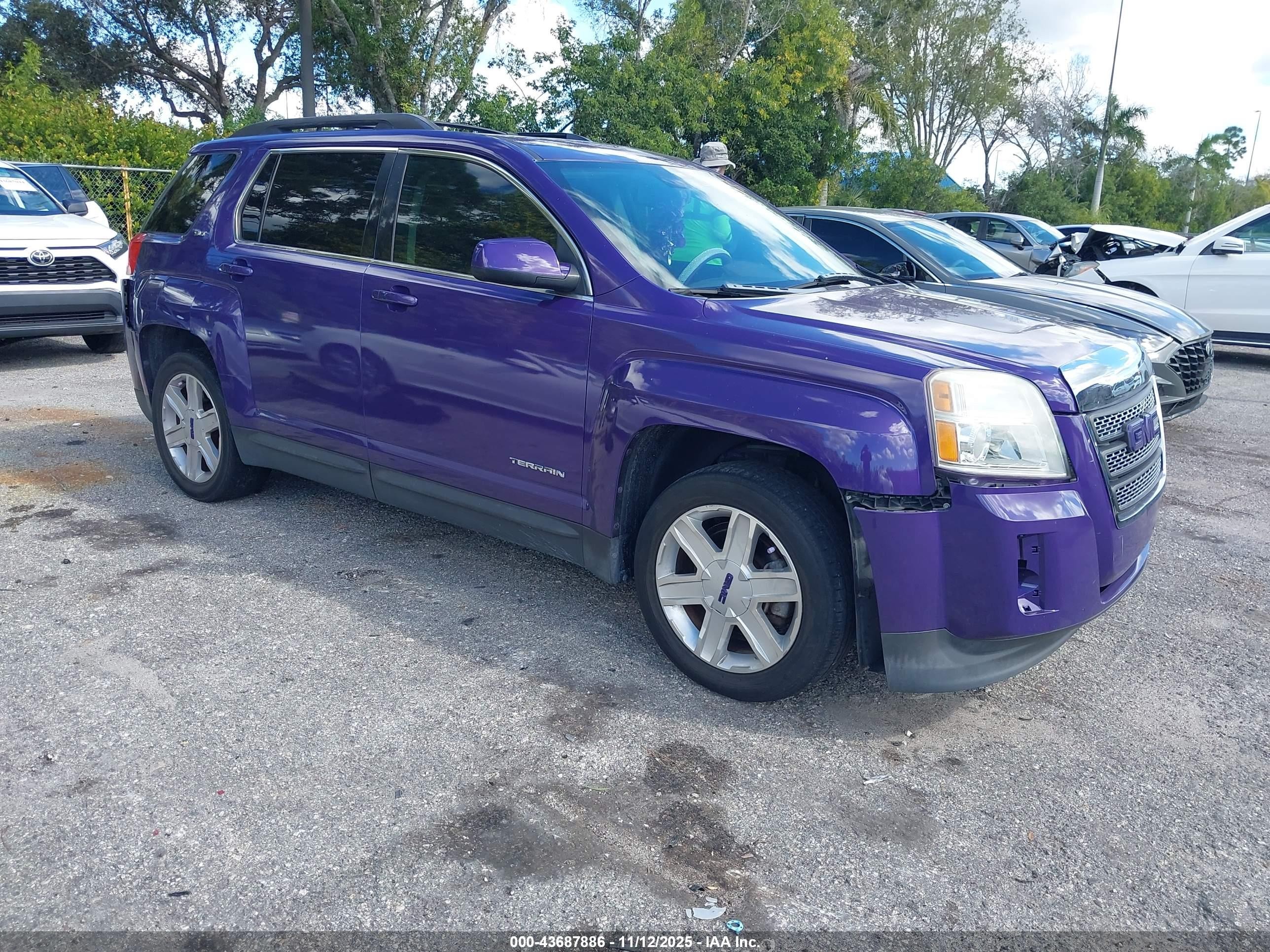 2011 GMC Terrain SLT-1, VIN 2CTALUEC9B6207961 — All over