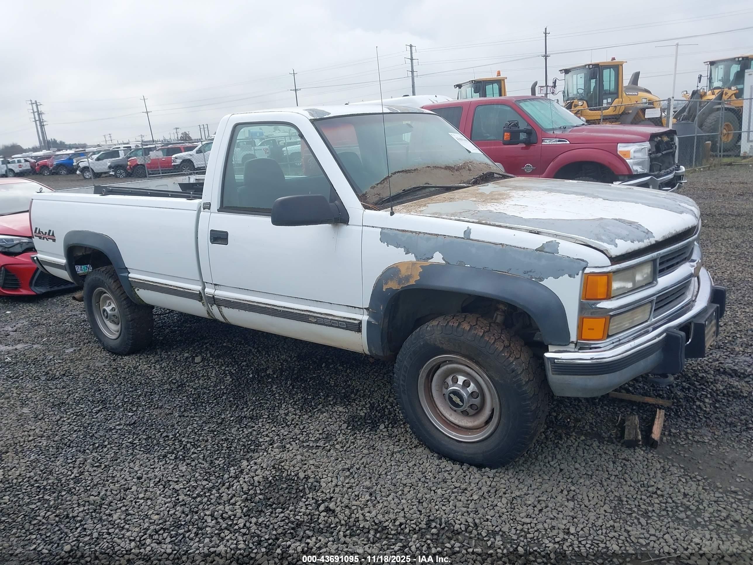 1995 Chevrolet K2500, VIN 1GCGK24F9SE220651 — Normal wear