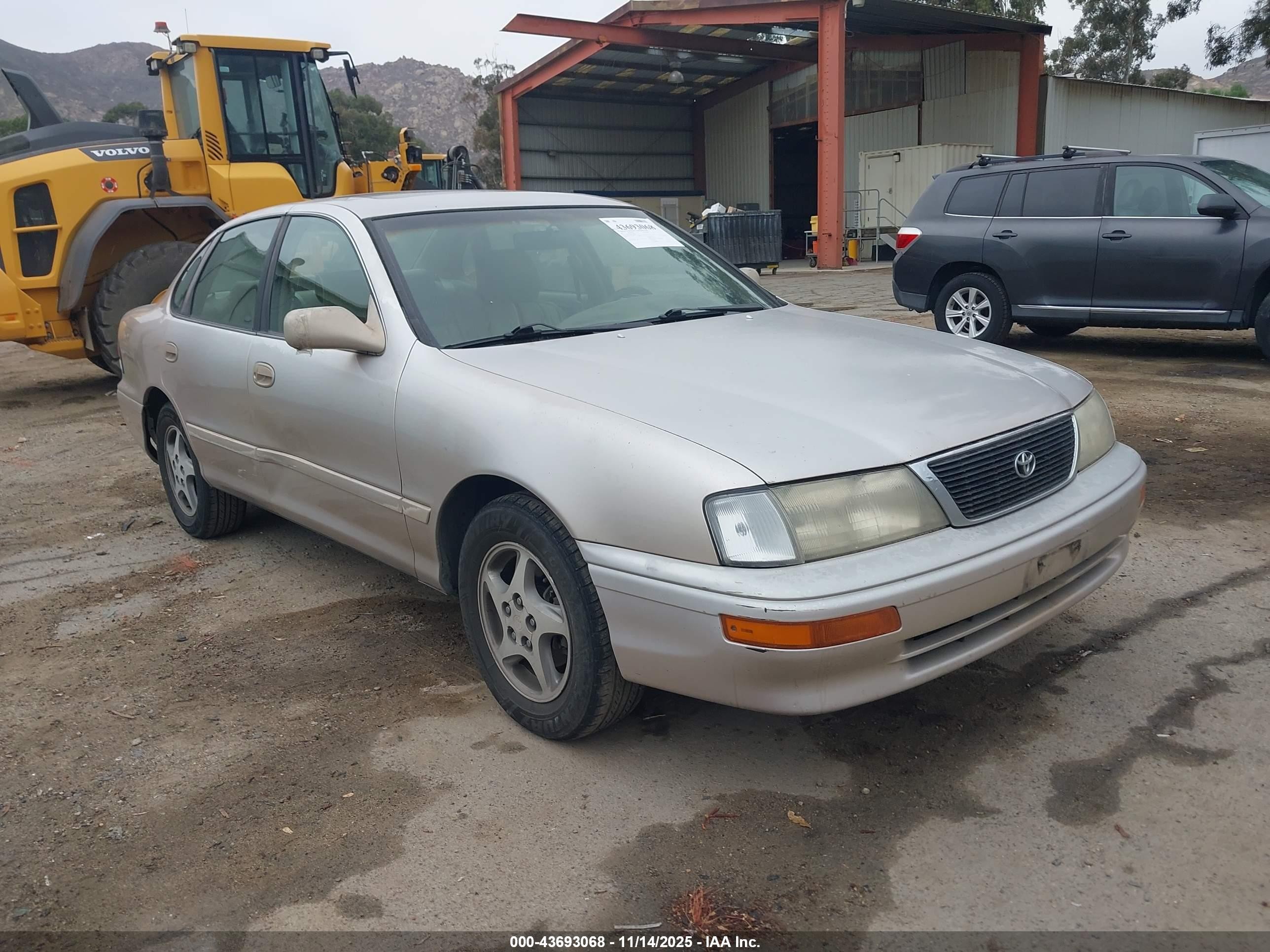 1997 Toyota Avalon XLS, VIN 4T1BF12B8VU199435 — Mechanical