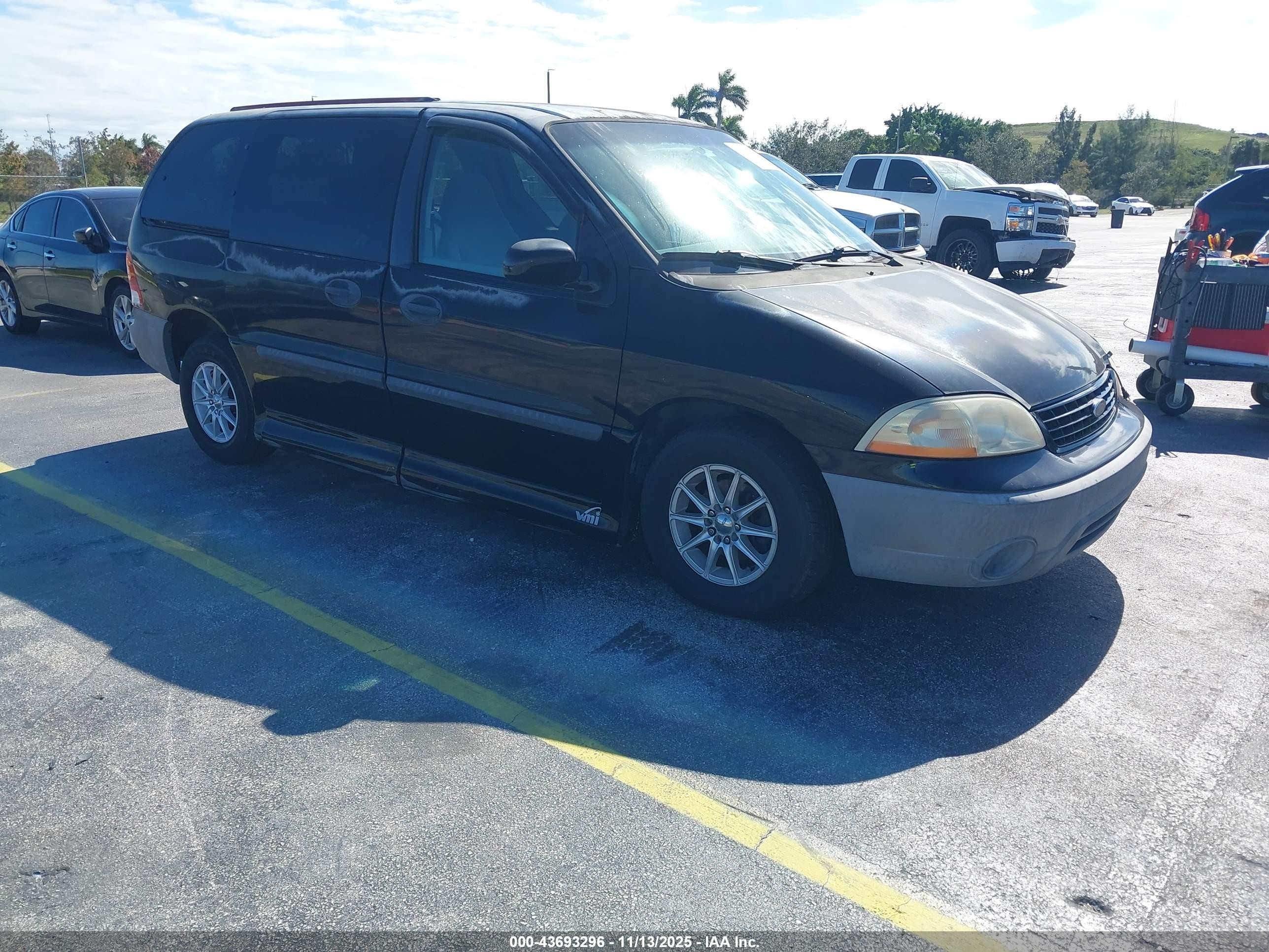 2001 Ford Windstar LX, VIN 2FMZA51461BA76059 — Normal wear