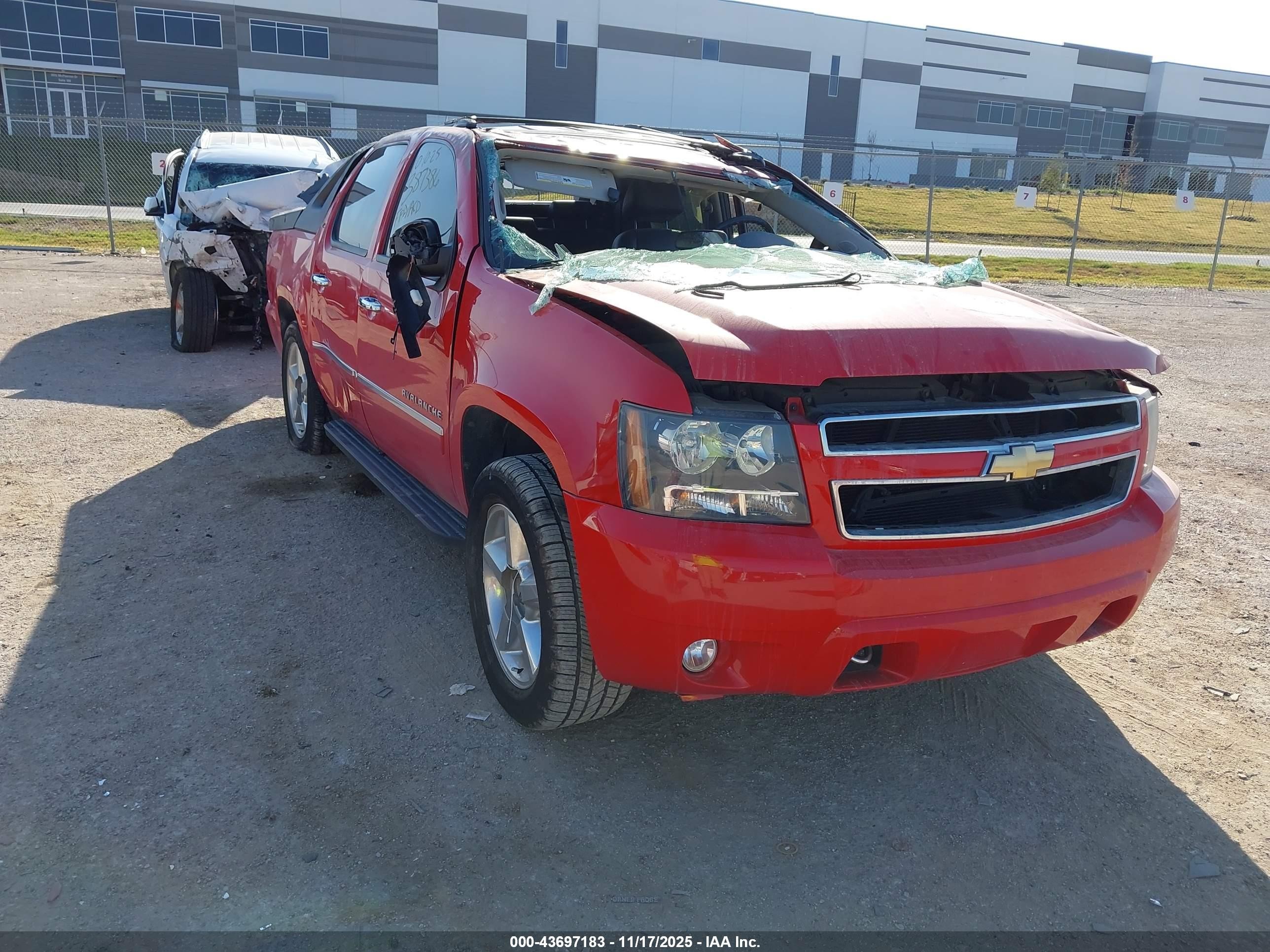 2011 Chevrolet Avalanche LTZ, VIN 3GNMCGE02BG383083 — Rollover