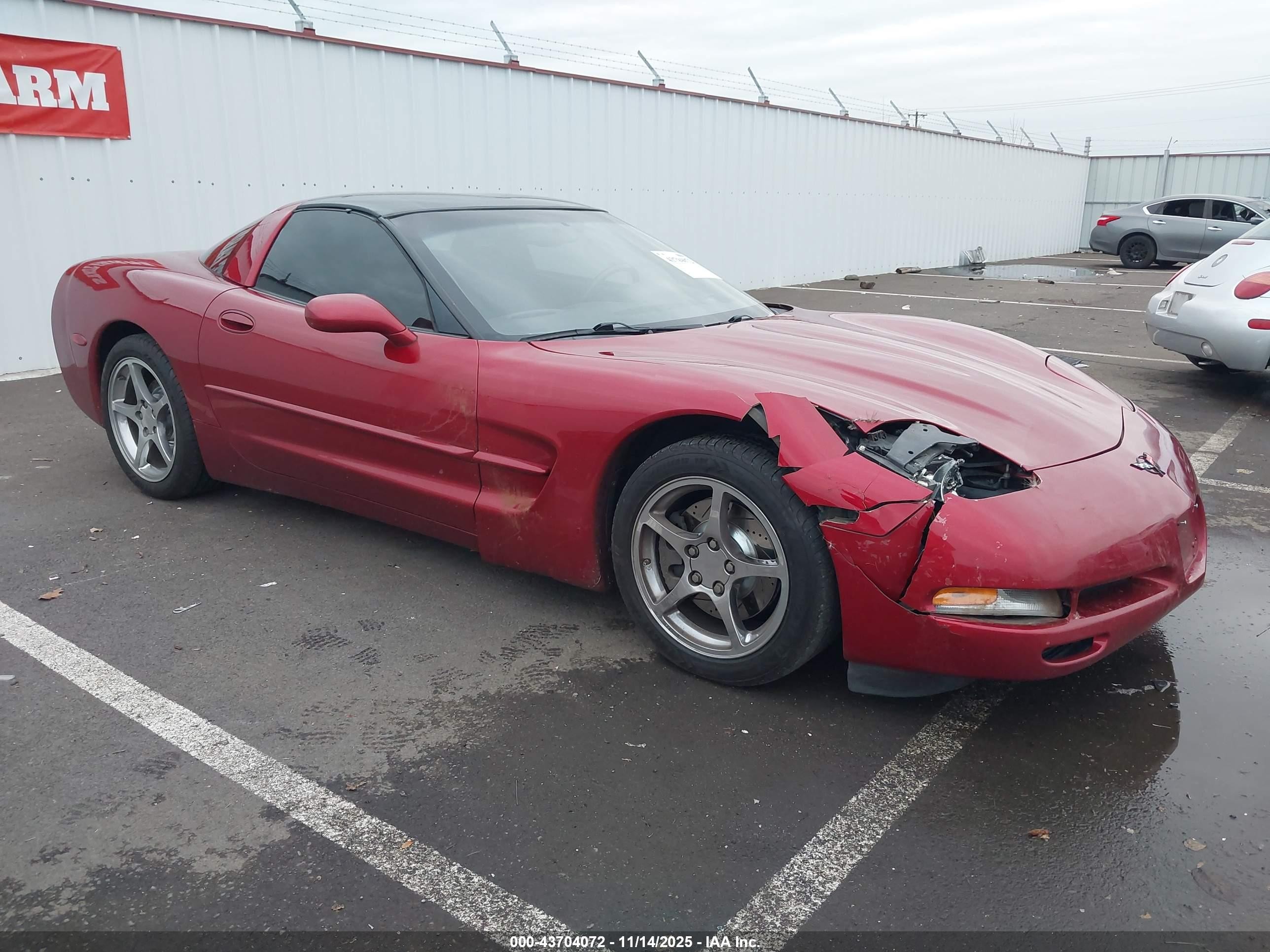 2000 Chevrolet Corvette, VIN 1G1YY22GXY5113186 — Front end