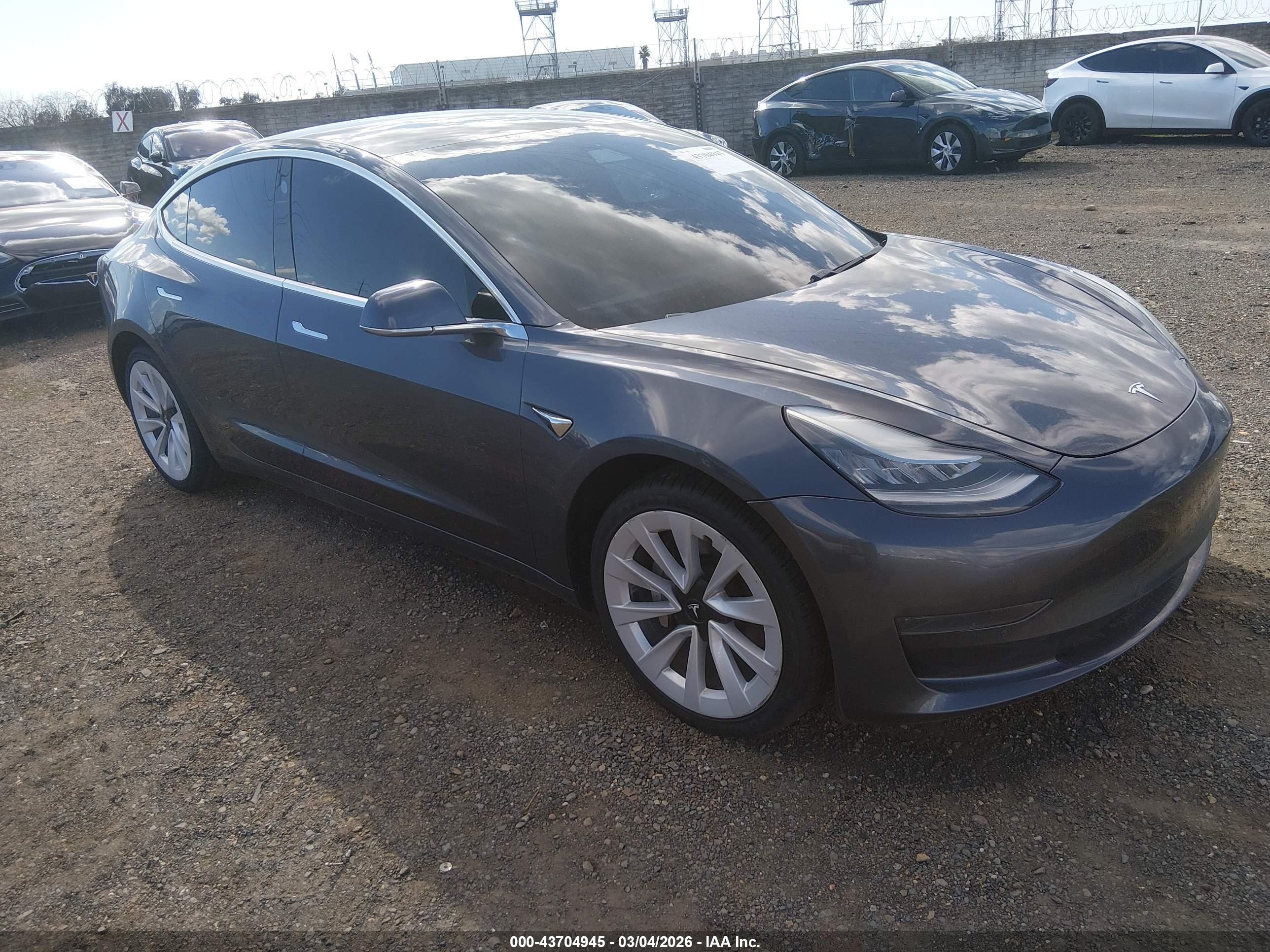 2020 Tesla Model 3 Standard Range Plus, VIN 5YJ3E1EA3LF632499 — Repossession